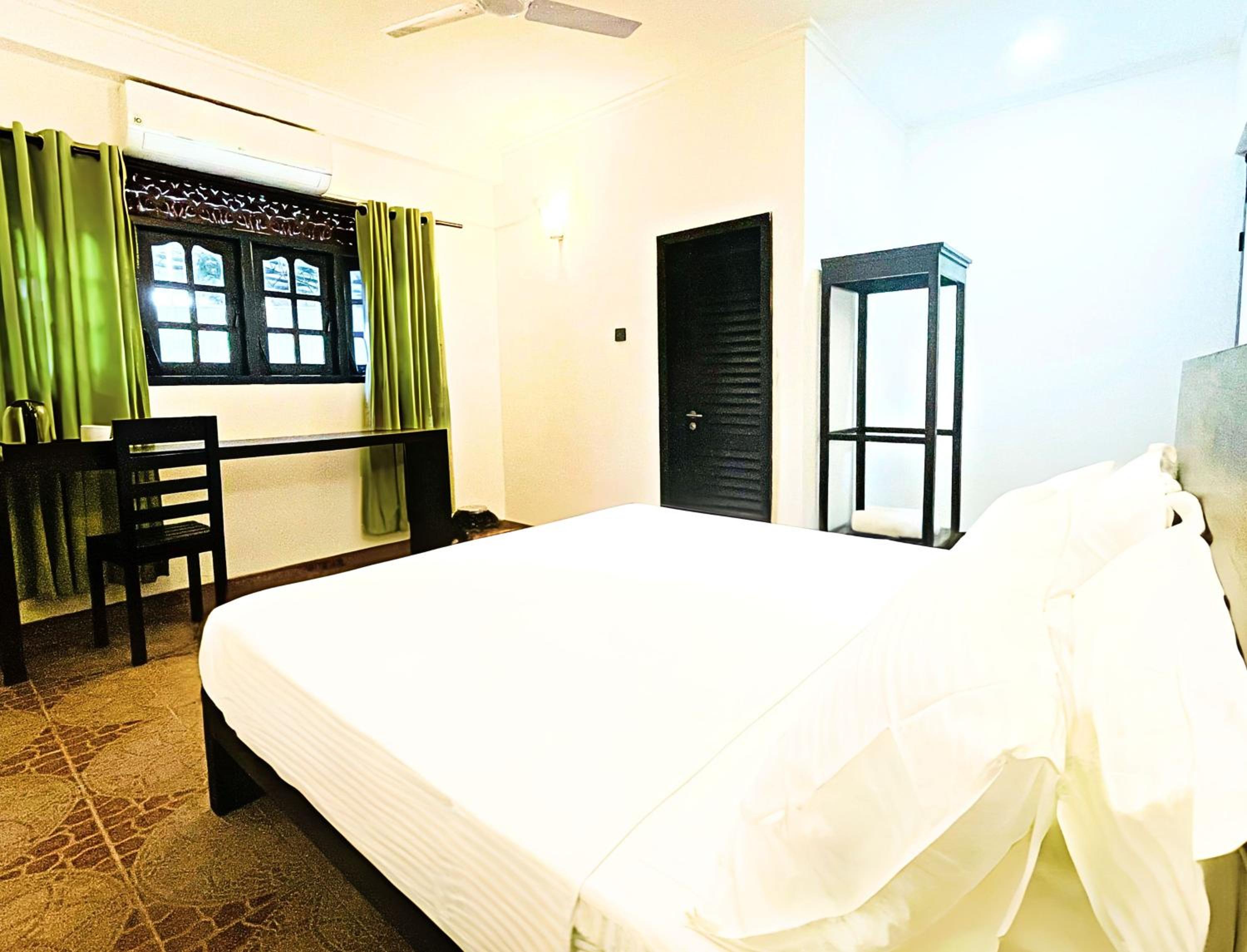 Deluxe Double Room - Photo 1