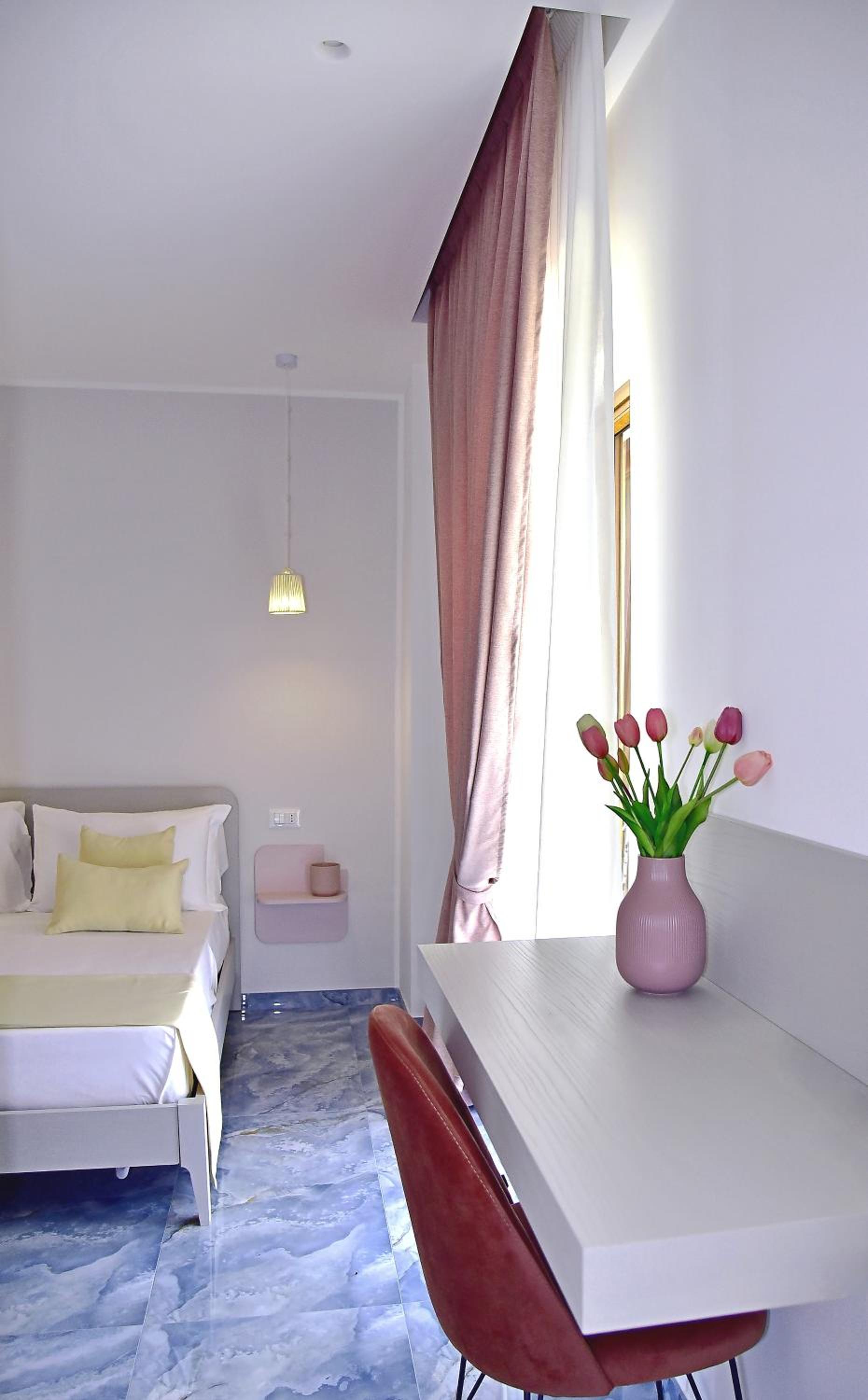 Quadruple Room with Balcony photo 2