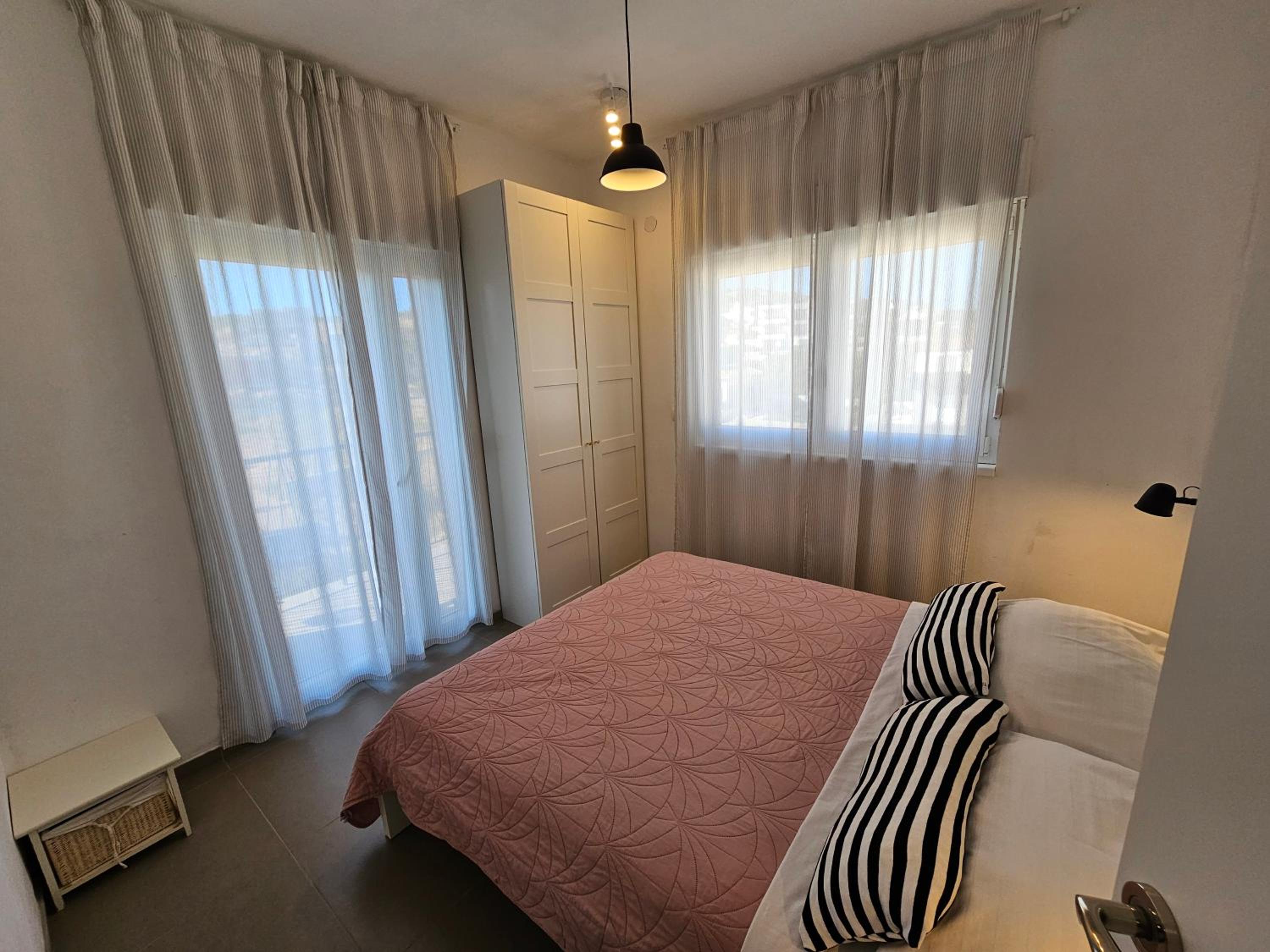 One-Bedroom Apartment photo 3