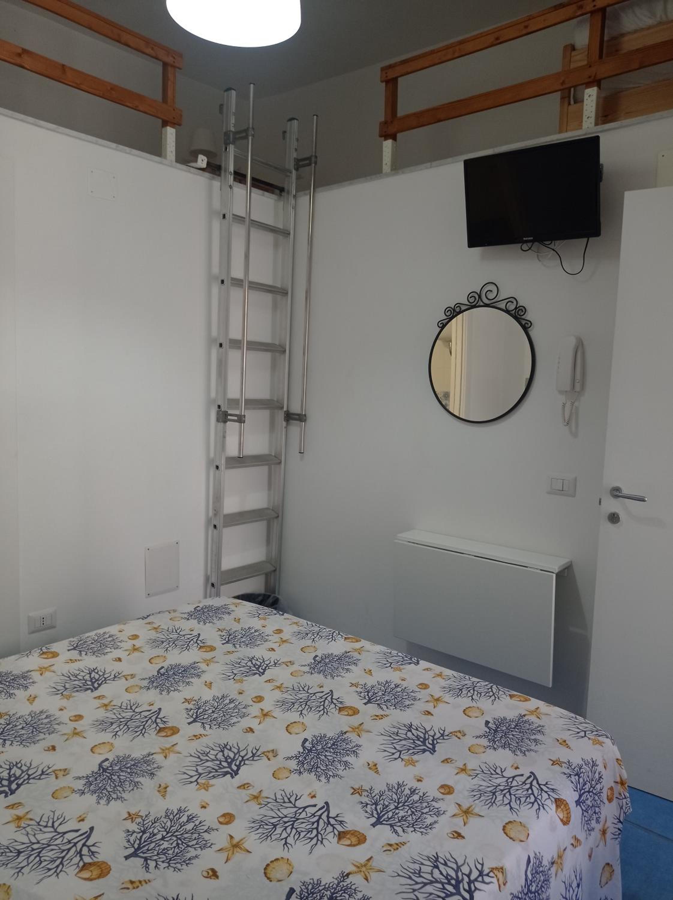 Double Room with Private Bathroom photo 3