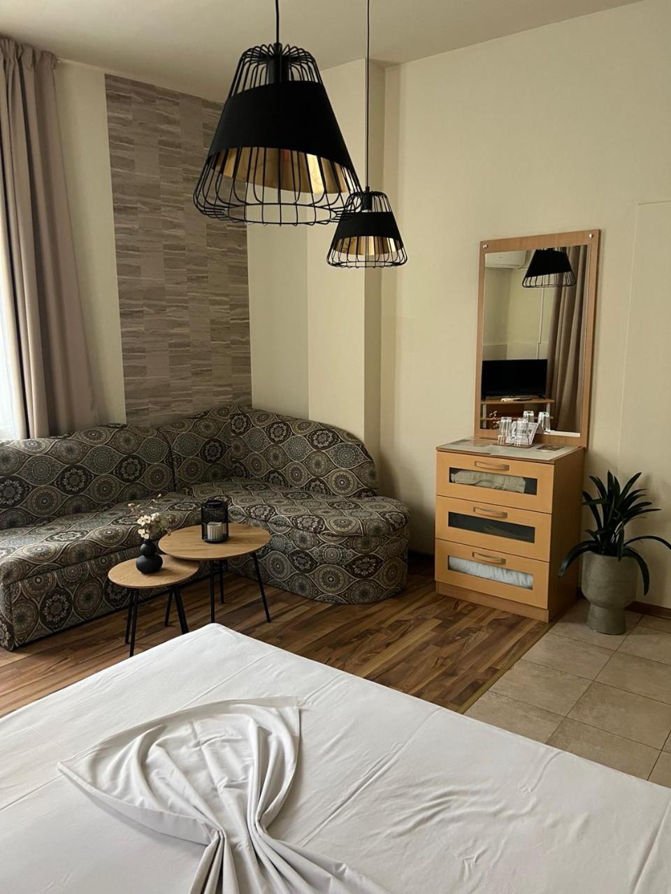 Double or Twin Room photo 2