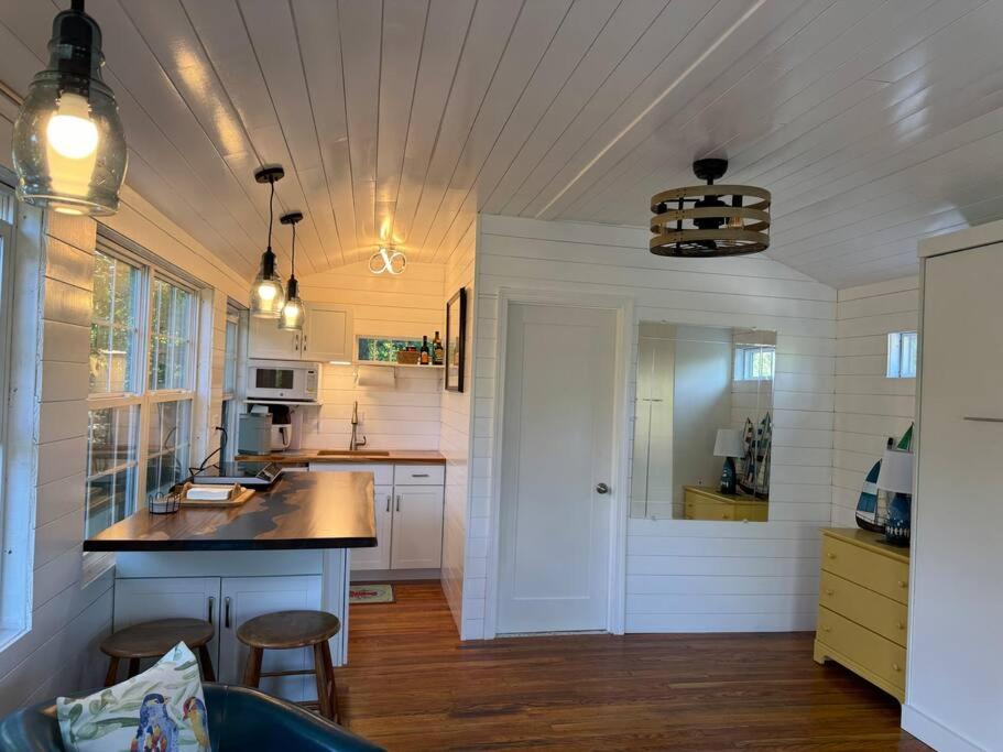 One-Bedroom House photo 3