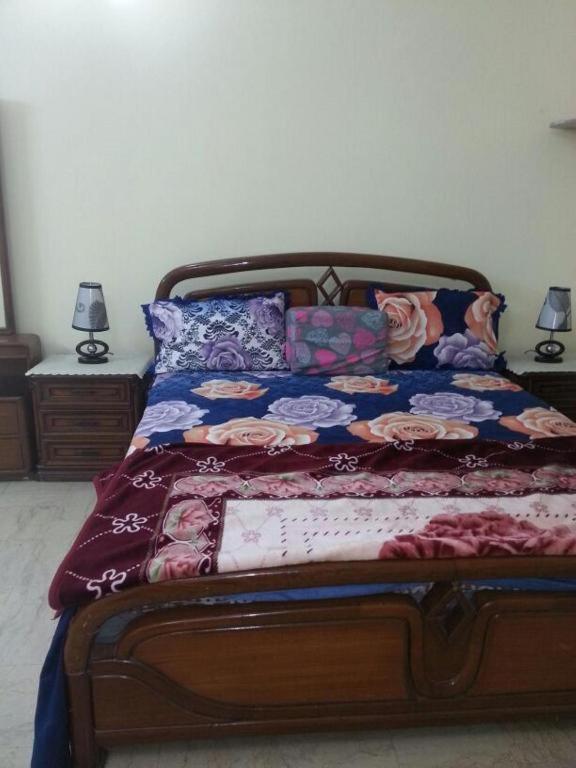 Single Room With Private Bathroom