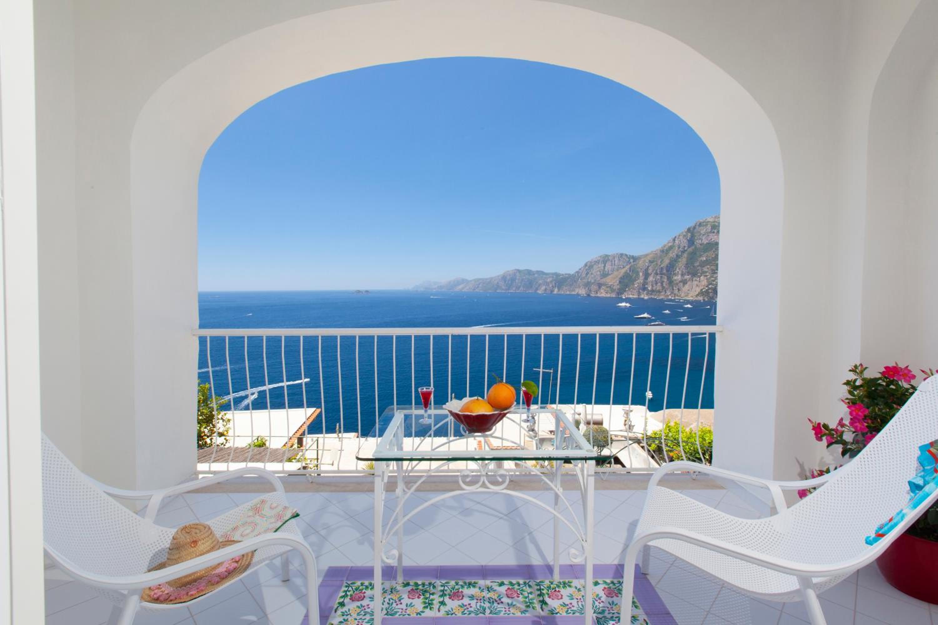Triple Room with Sea View - Photo 3