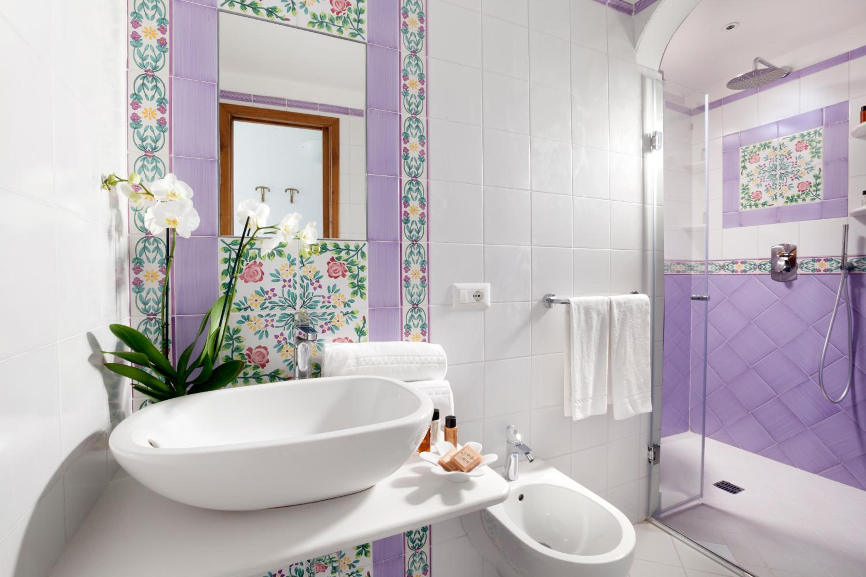 Triple Room with Sea View - Photo 9