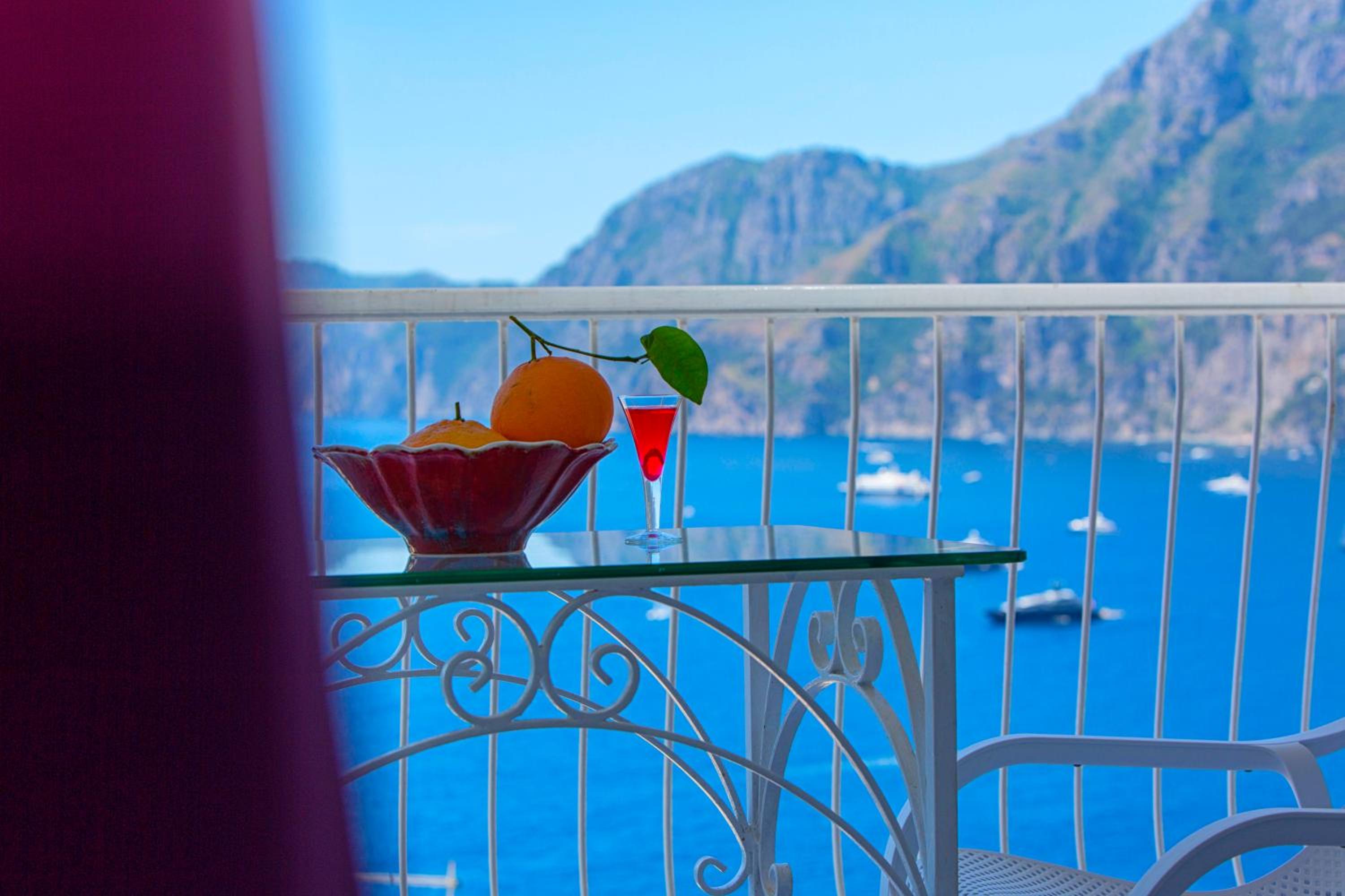Triple Room with Sea View - Photo 2