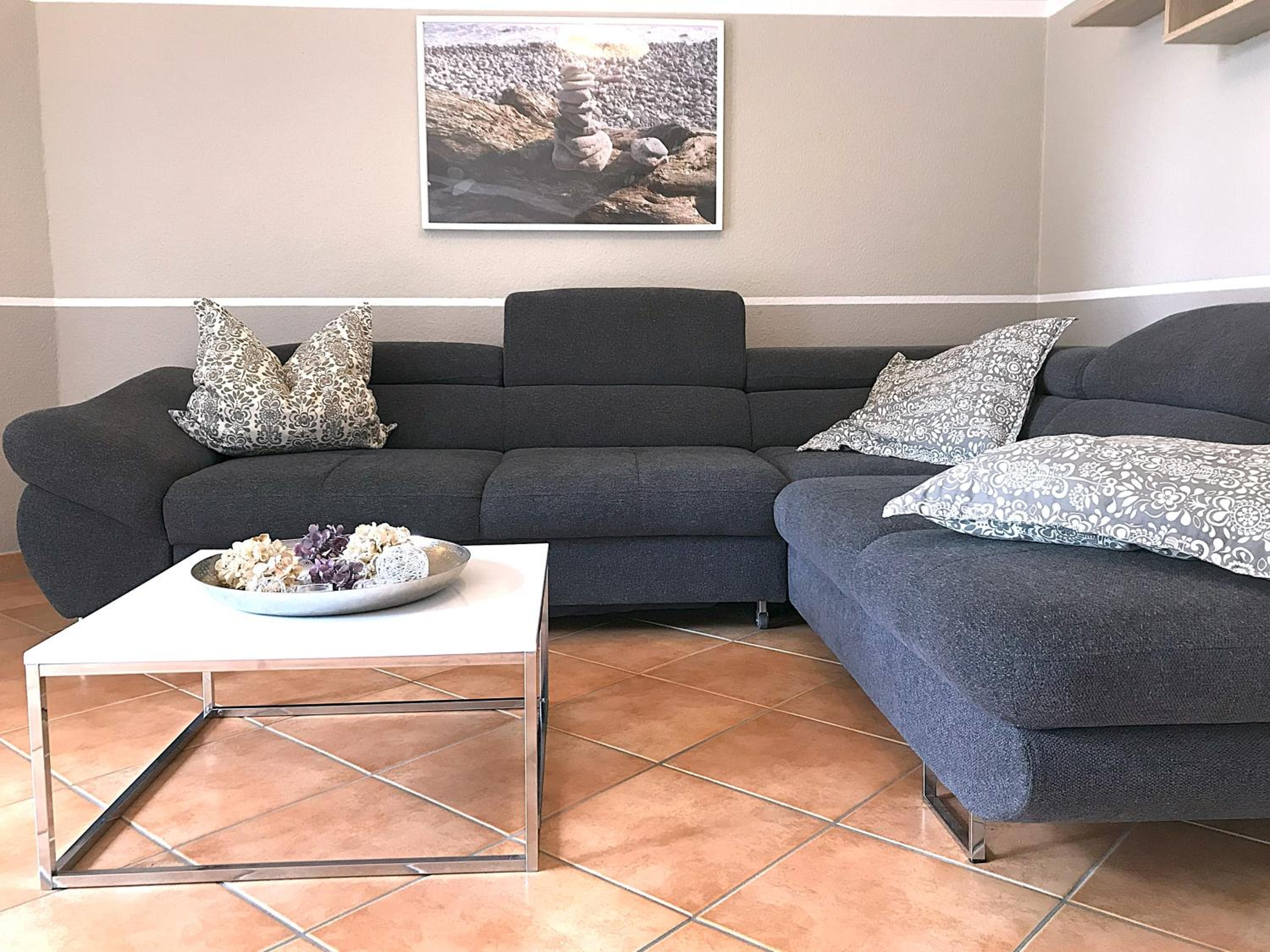 One-Bedroom Apartment with Terrace photo 1