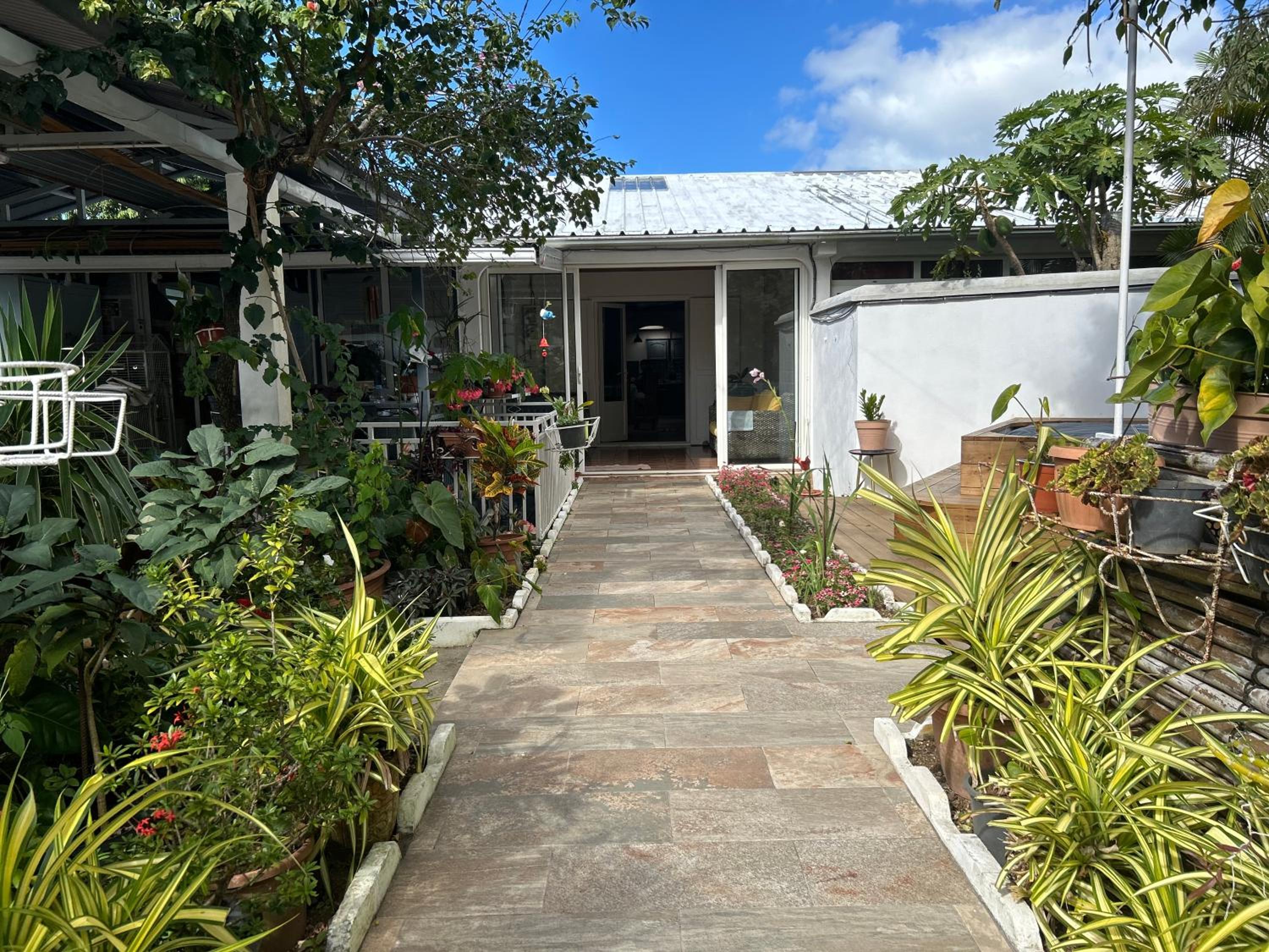 Three-Bedroom House photo 1