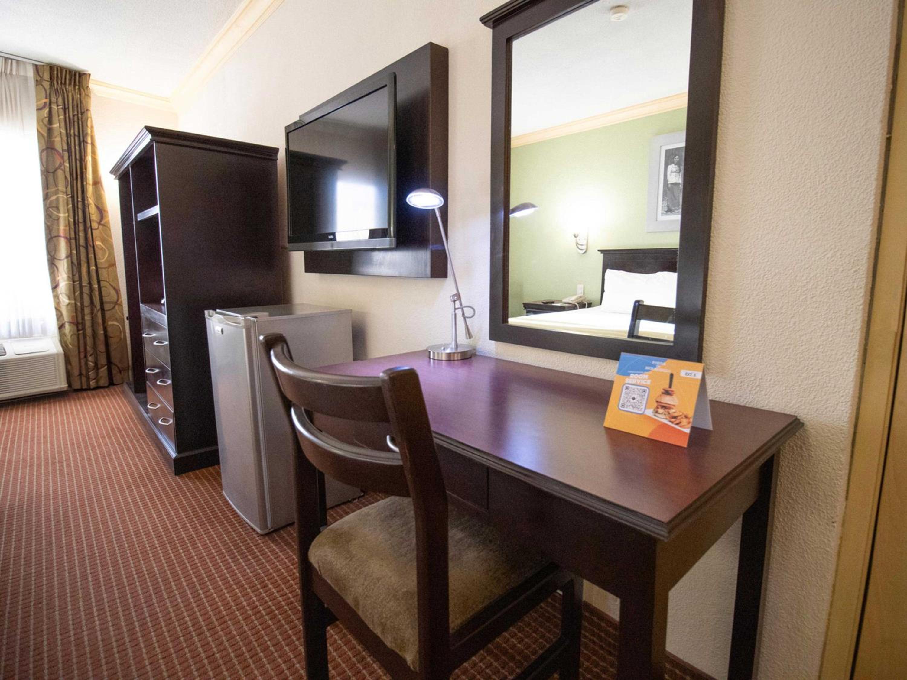 Double Room - Photo 1