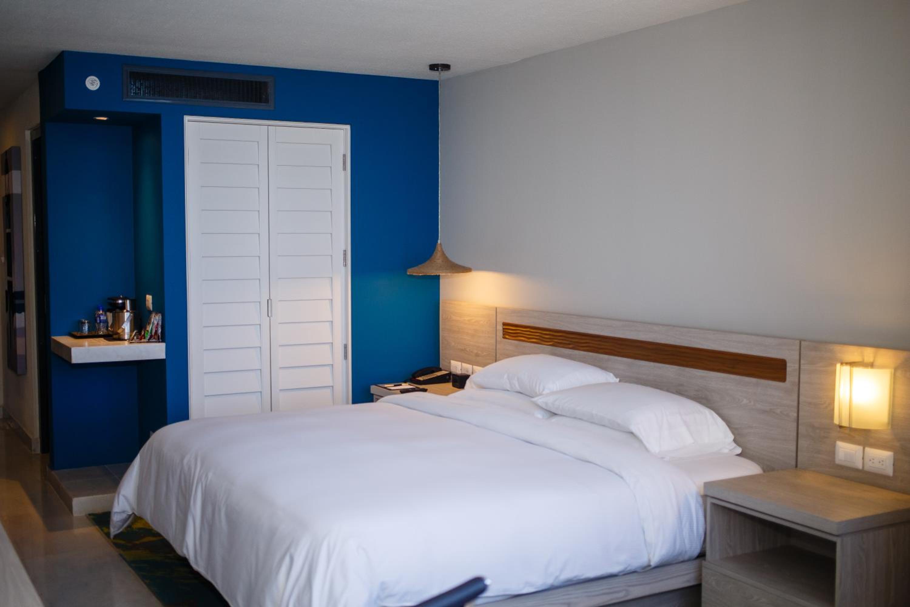 Premium King Room