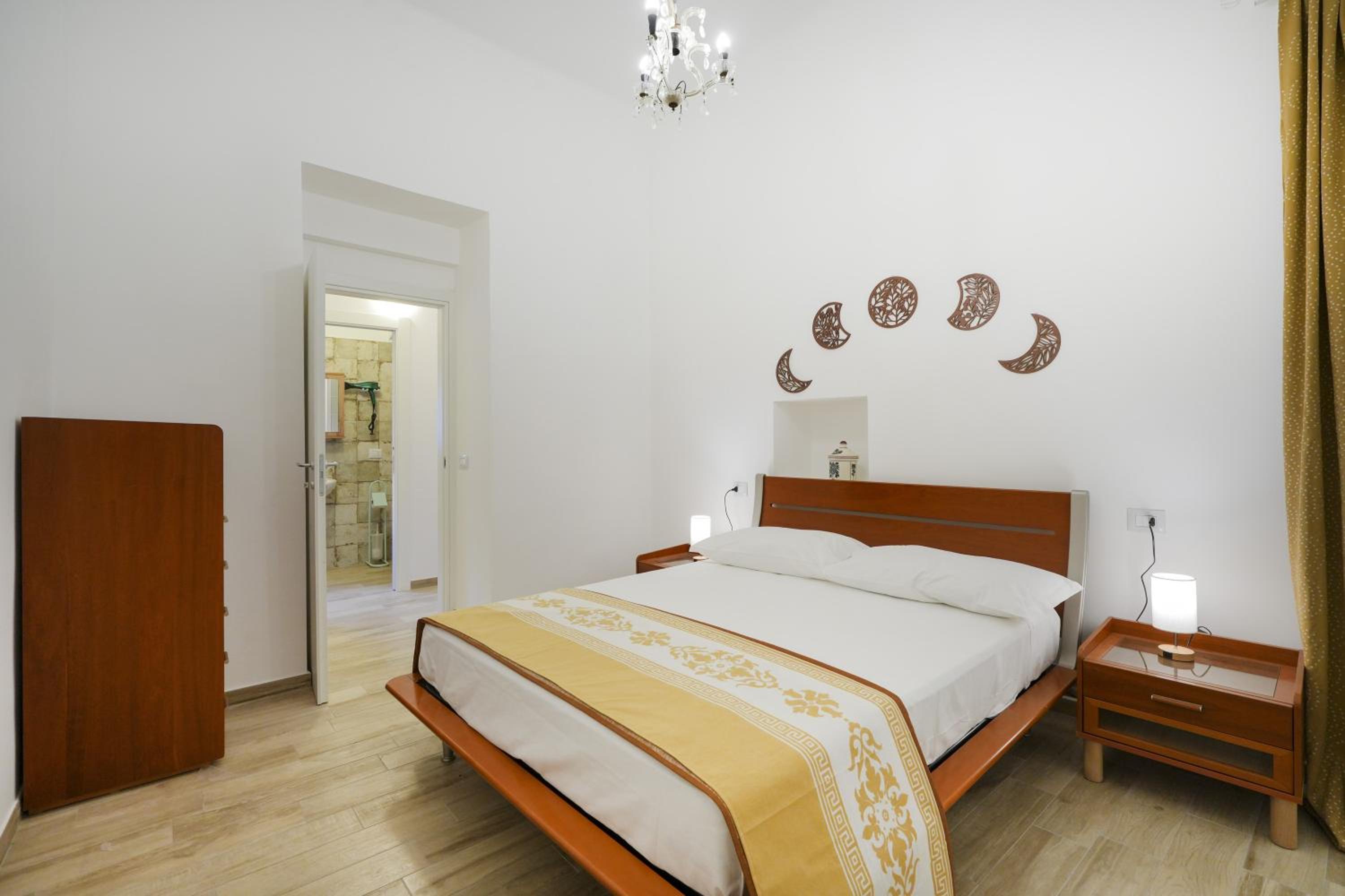 Superior One-Bedroom Apartment With Balcony photo 2