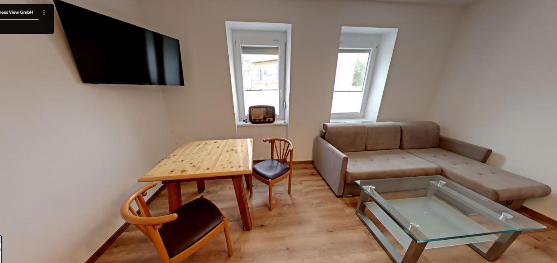 One-Bedroom Apartment photo 2
