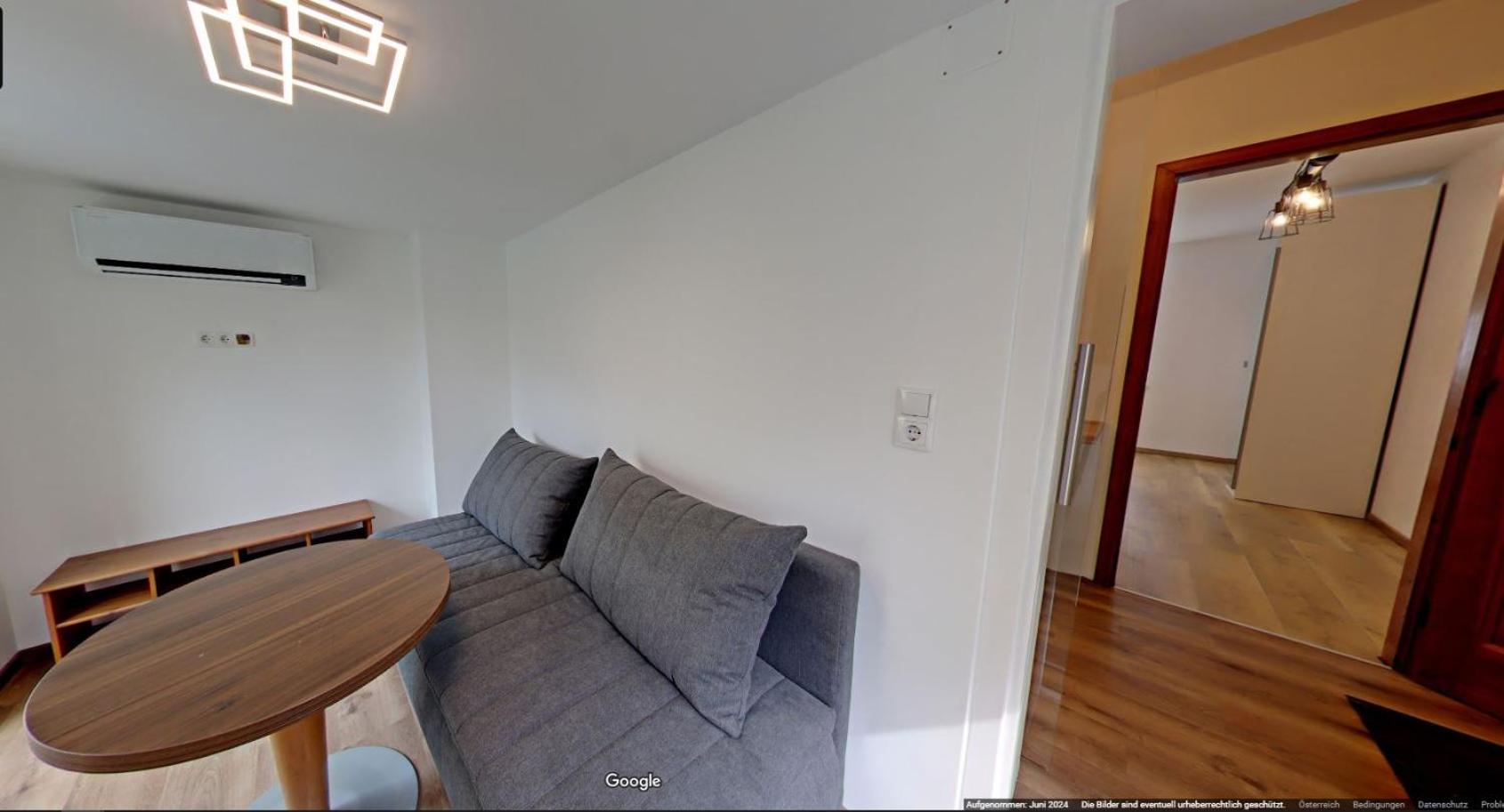One-Bedroom Apartment with Terrace photo 3