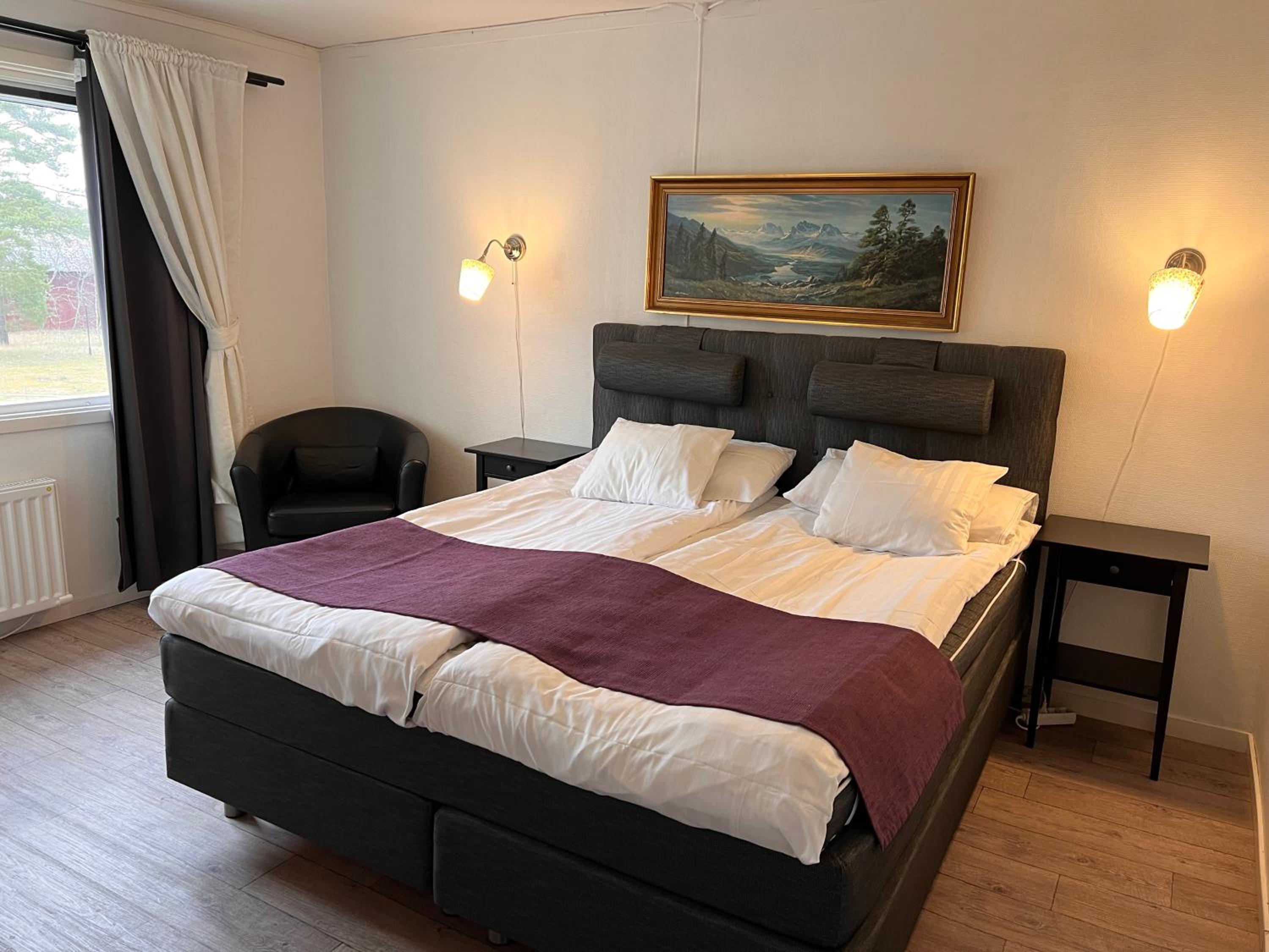 Small Double Room photo 1