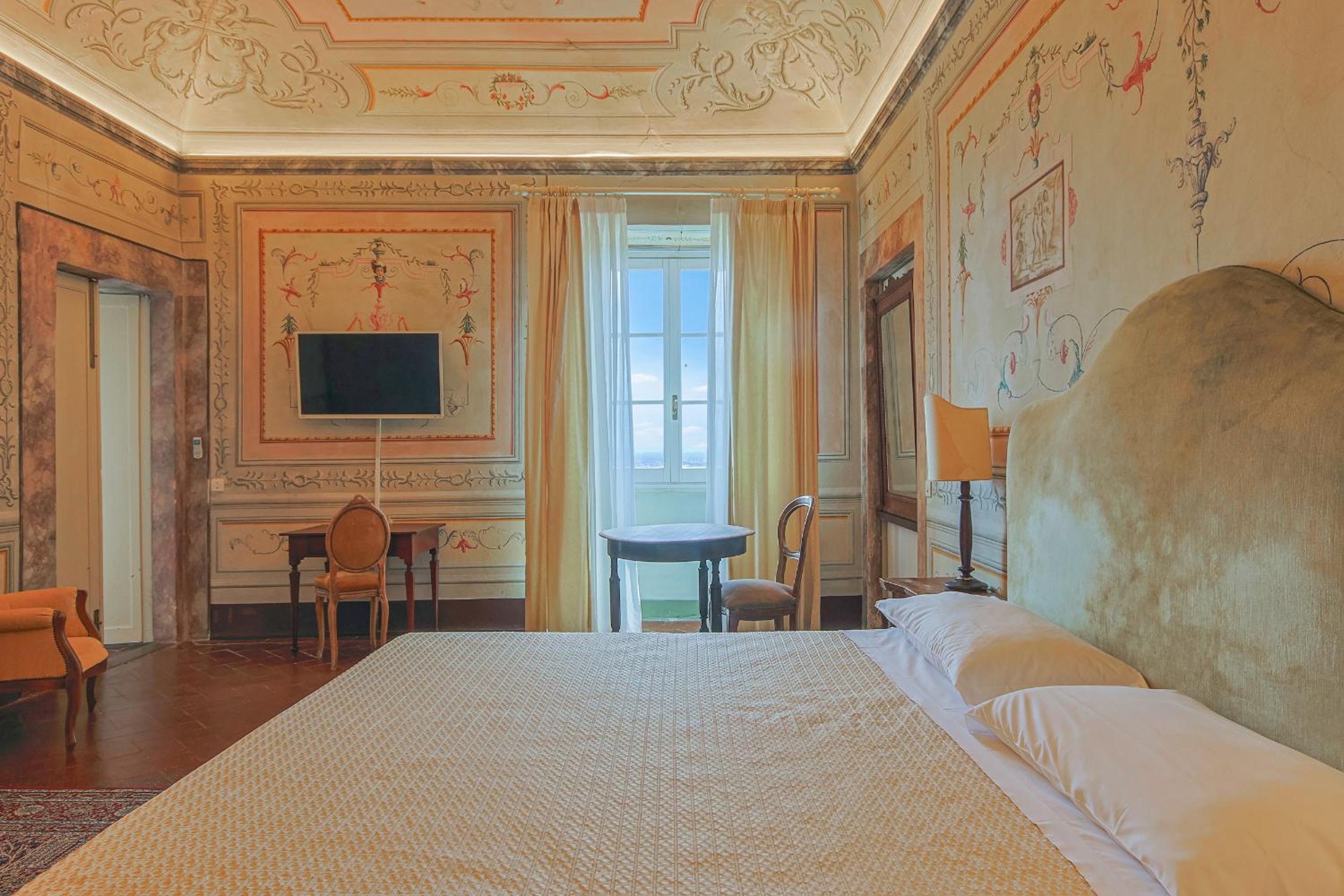Deluxe Double Room photo 3