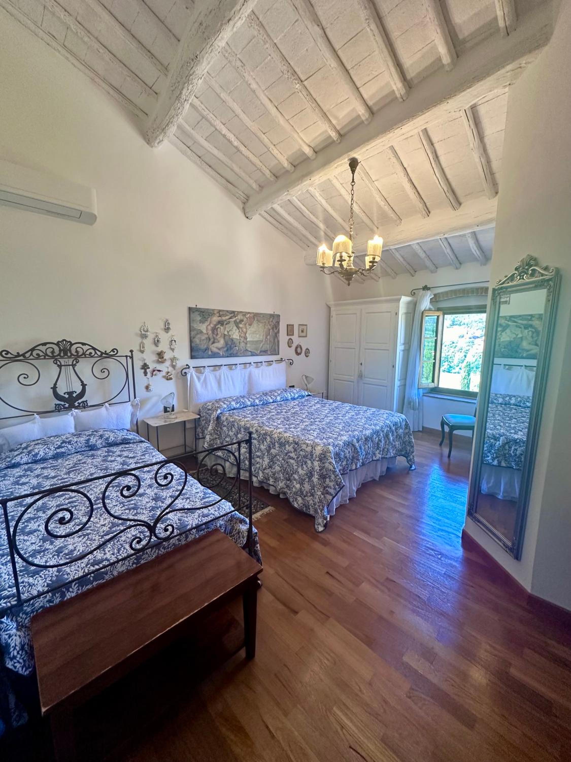Triple Room with Private Bathroom photo 1