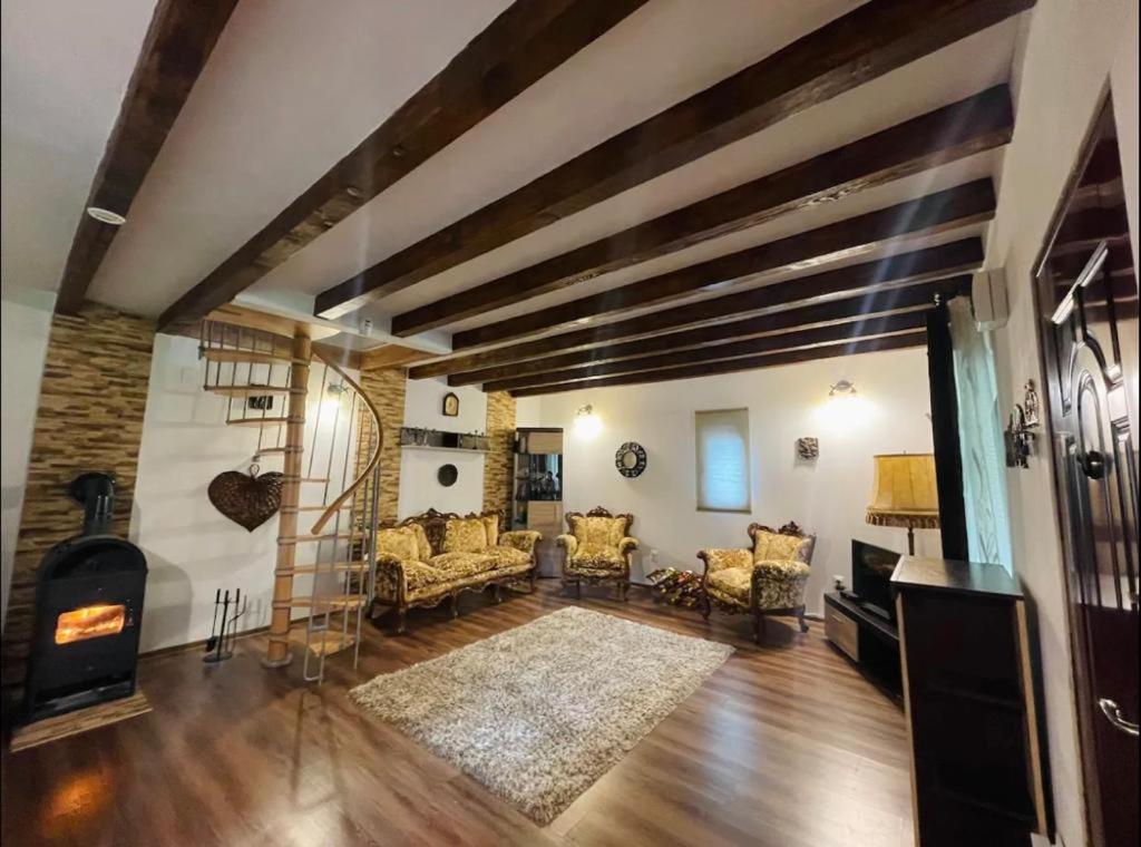 Two-Bedroom House photo 3