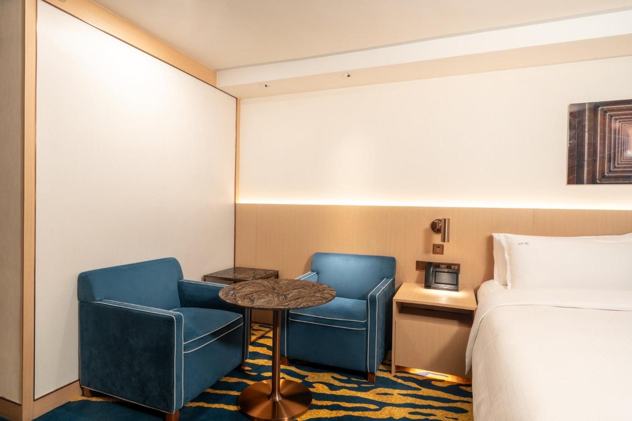 Premium King Room - Middle Floor