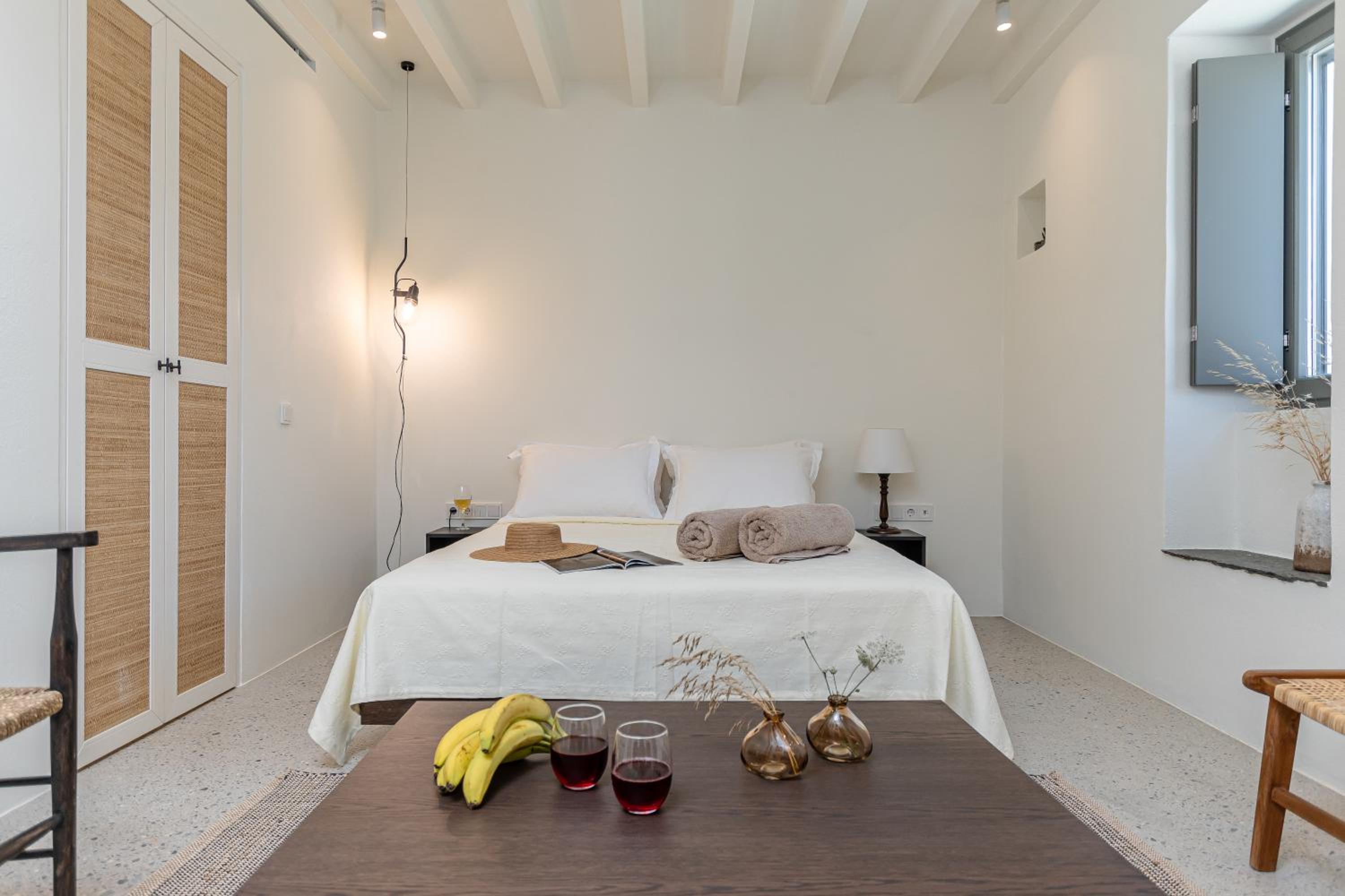 King Suite with Spa Bath photo 2