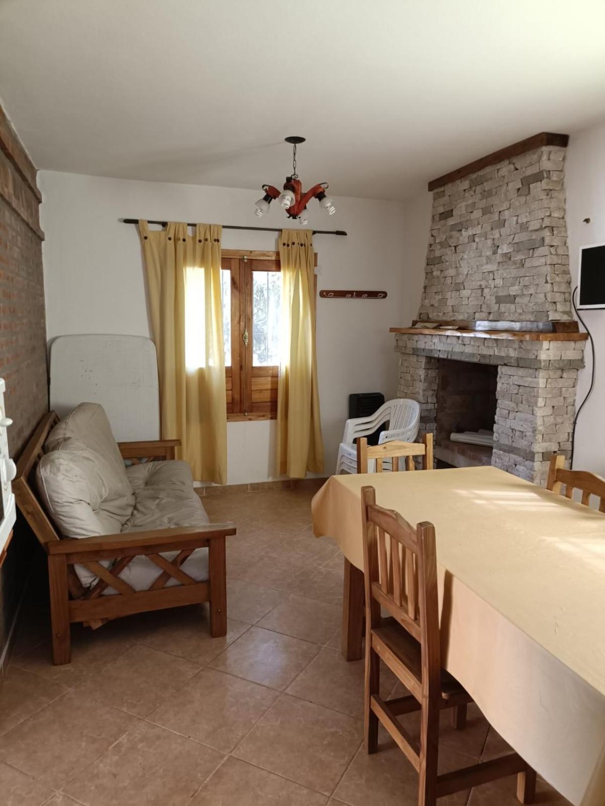 Three-Bedroom House photo 3