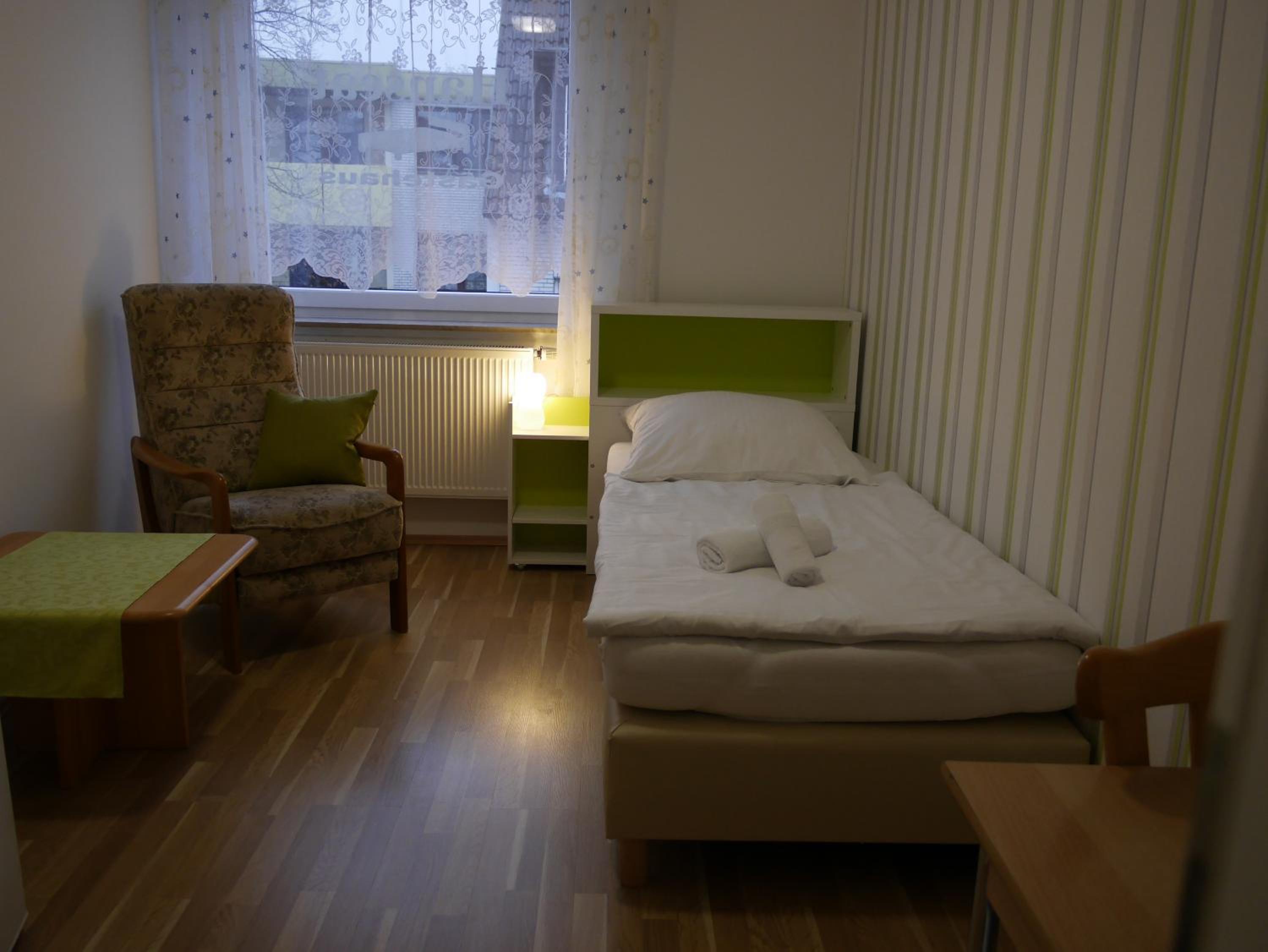 Single Room photo 2