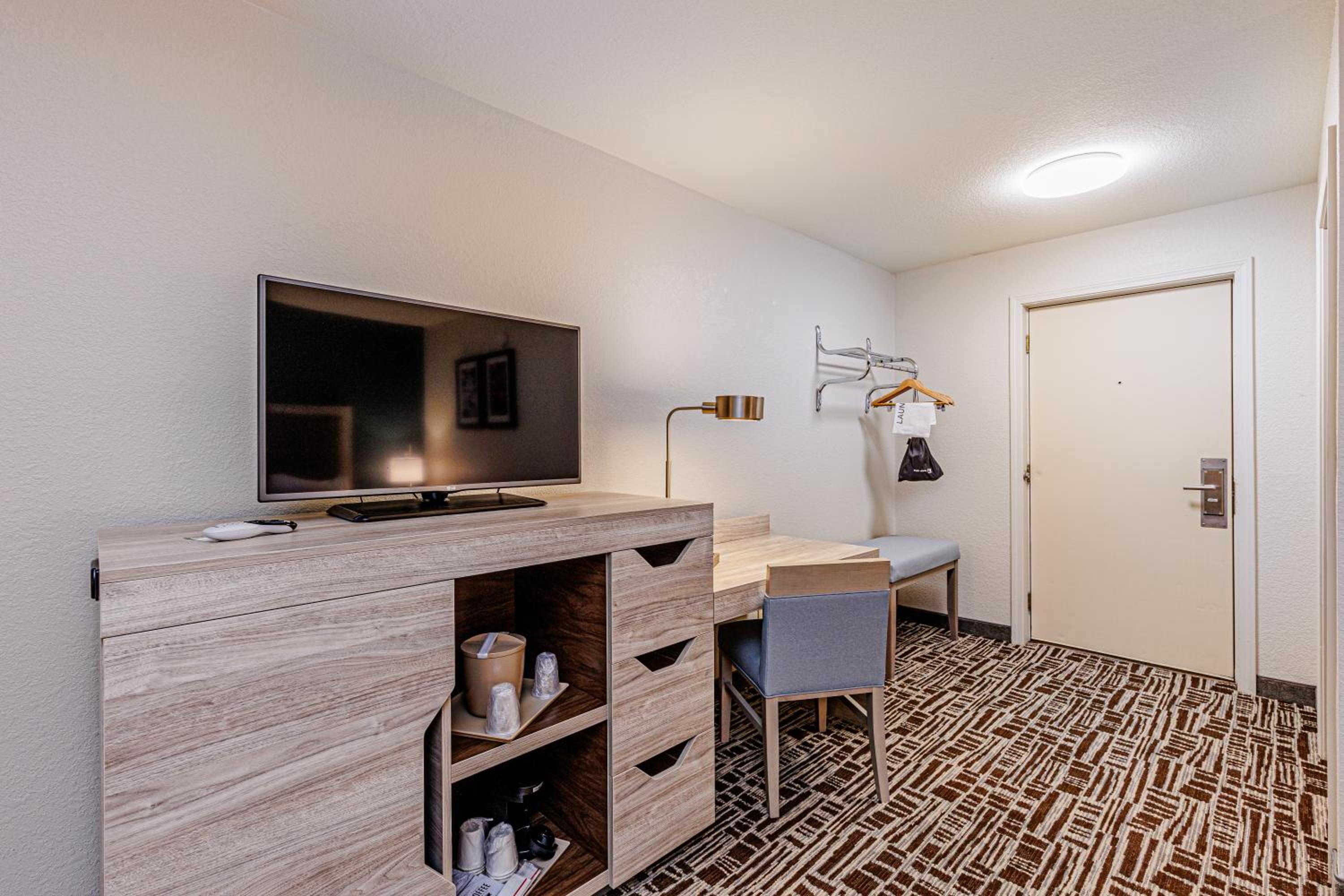 Suite with River View photo 3