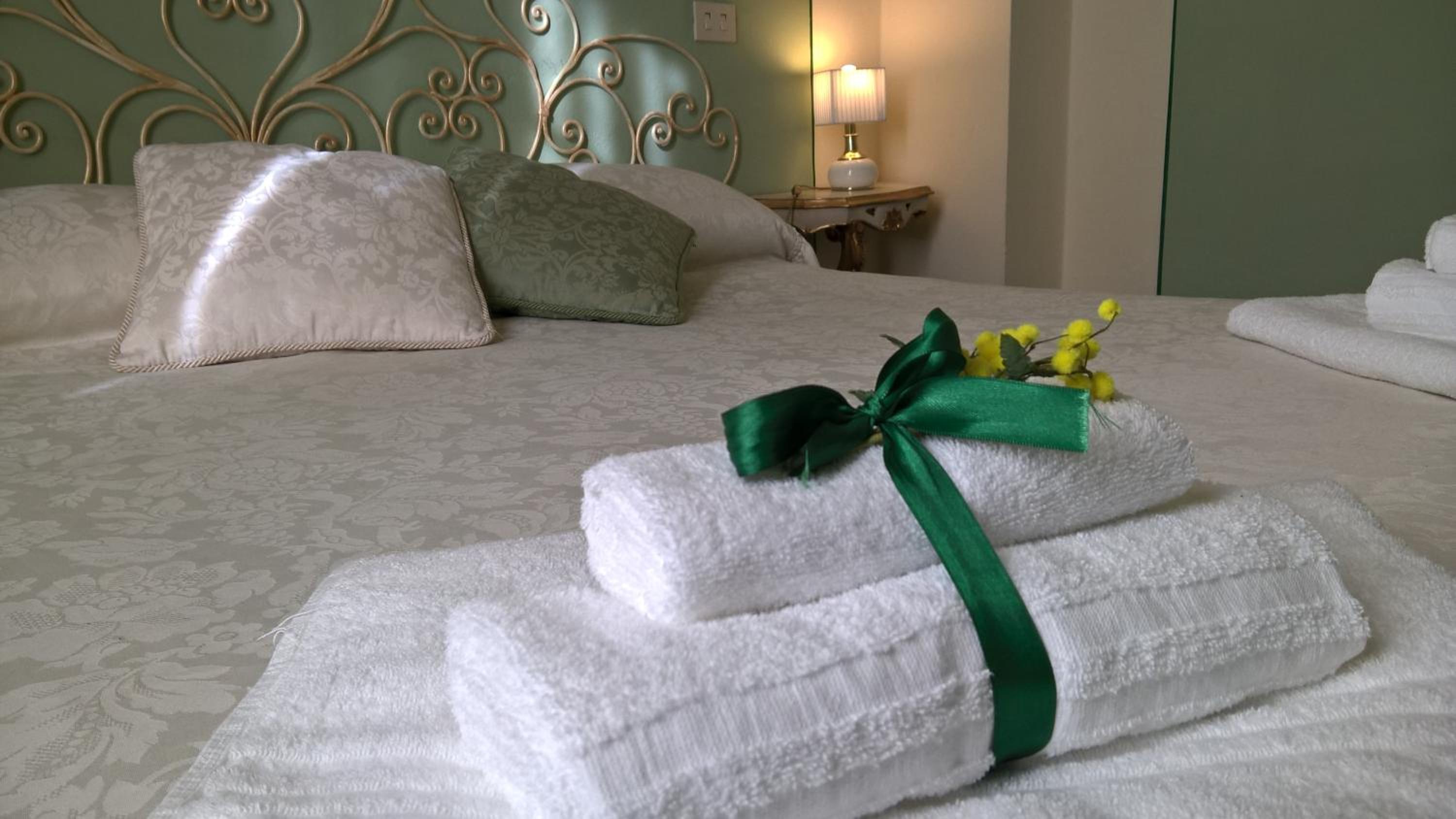 Superior Double Room - Photo 1