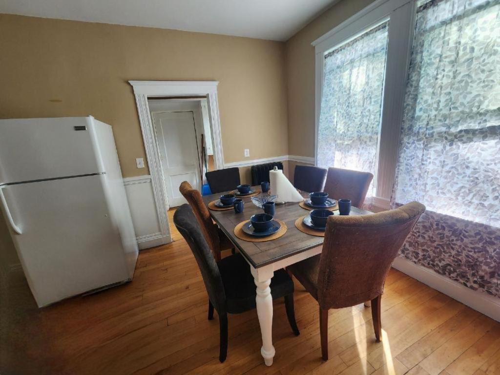 One-Bedroom Apartment photo 3