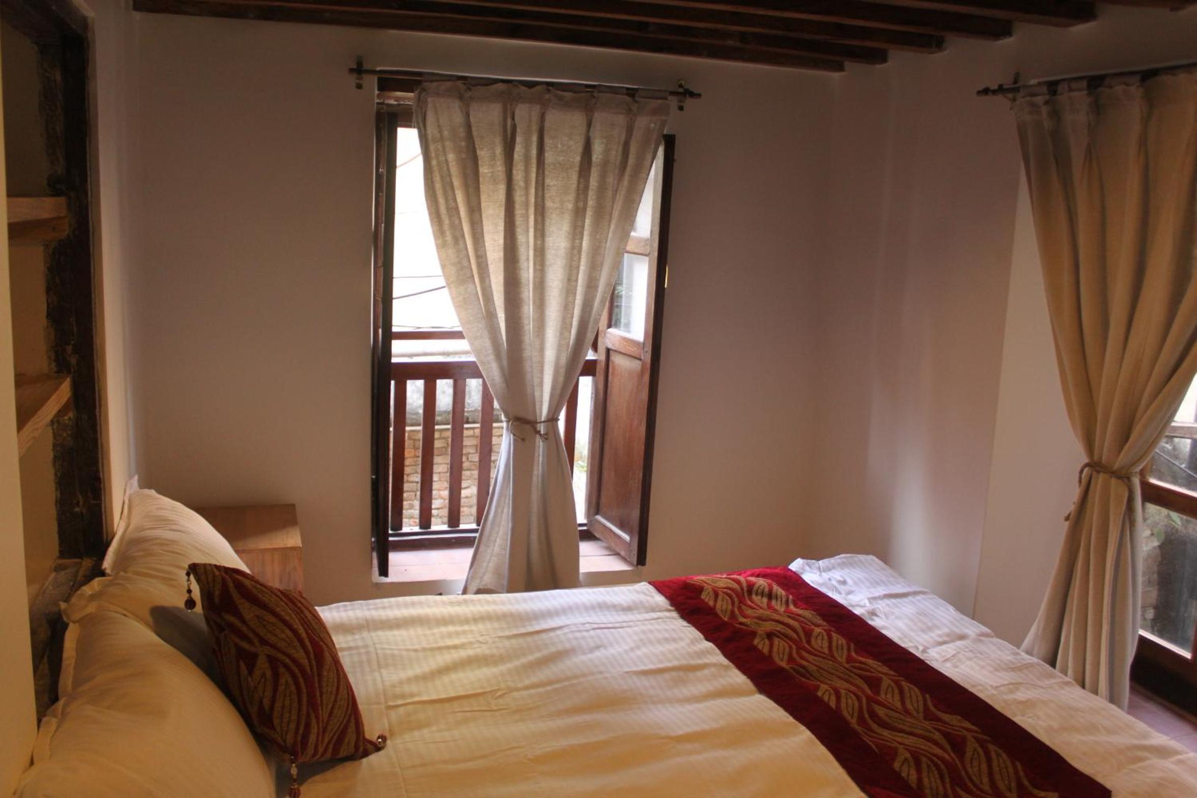 Single Room photo 3
