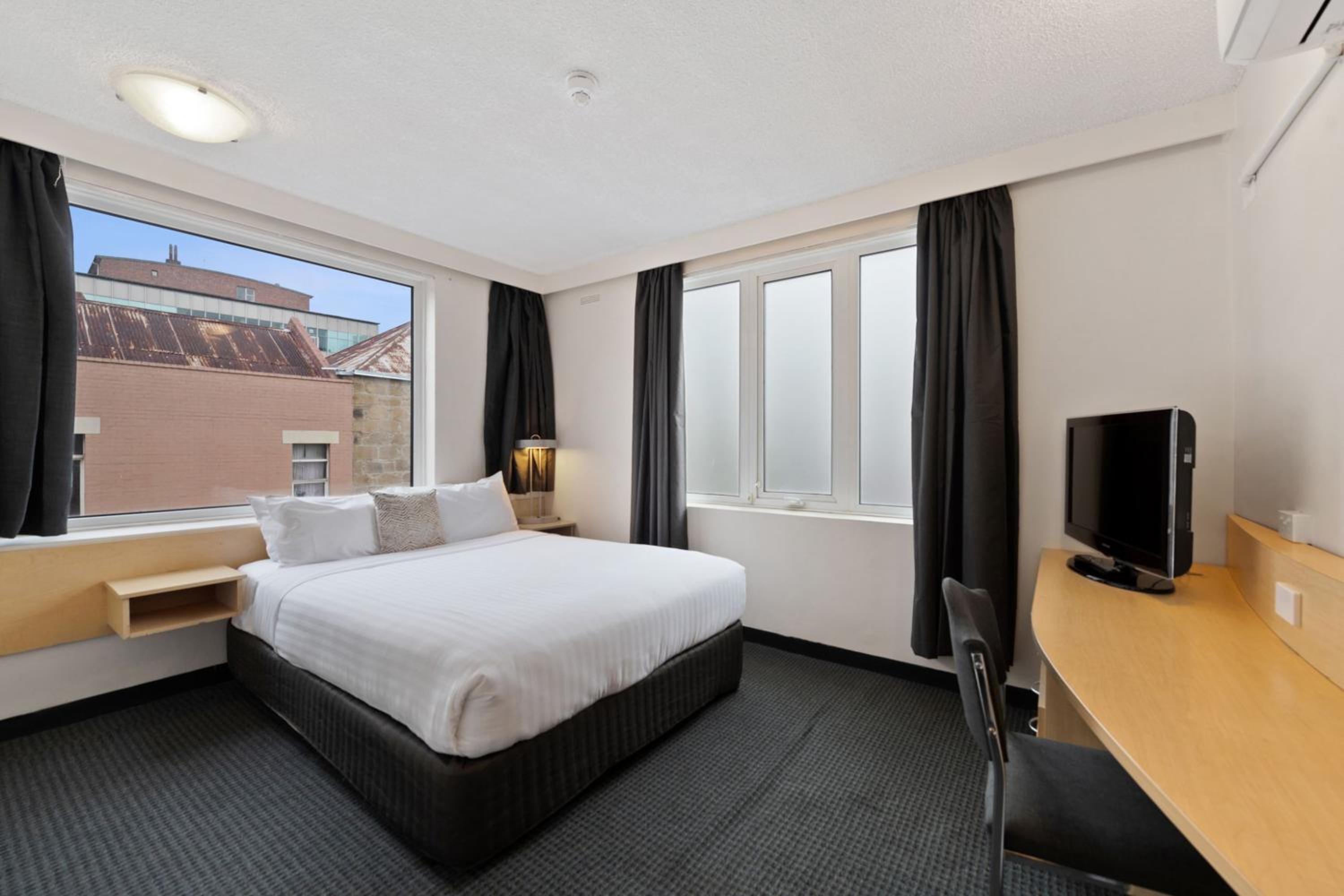 Standard Queen Room - Photo 2