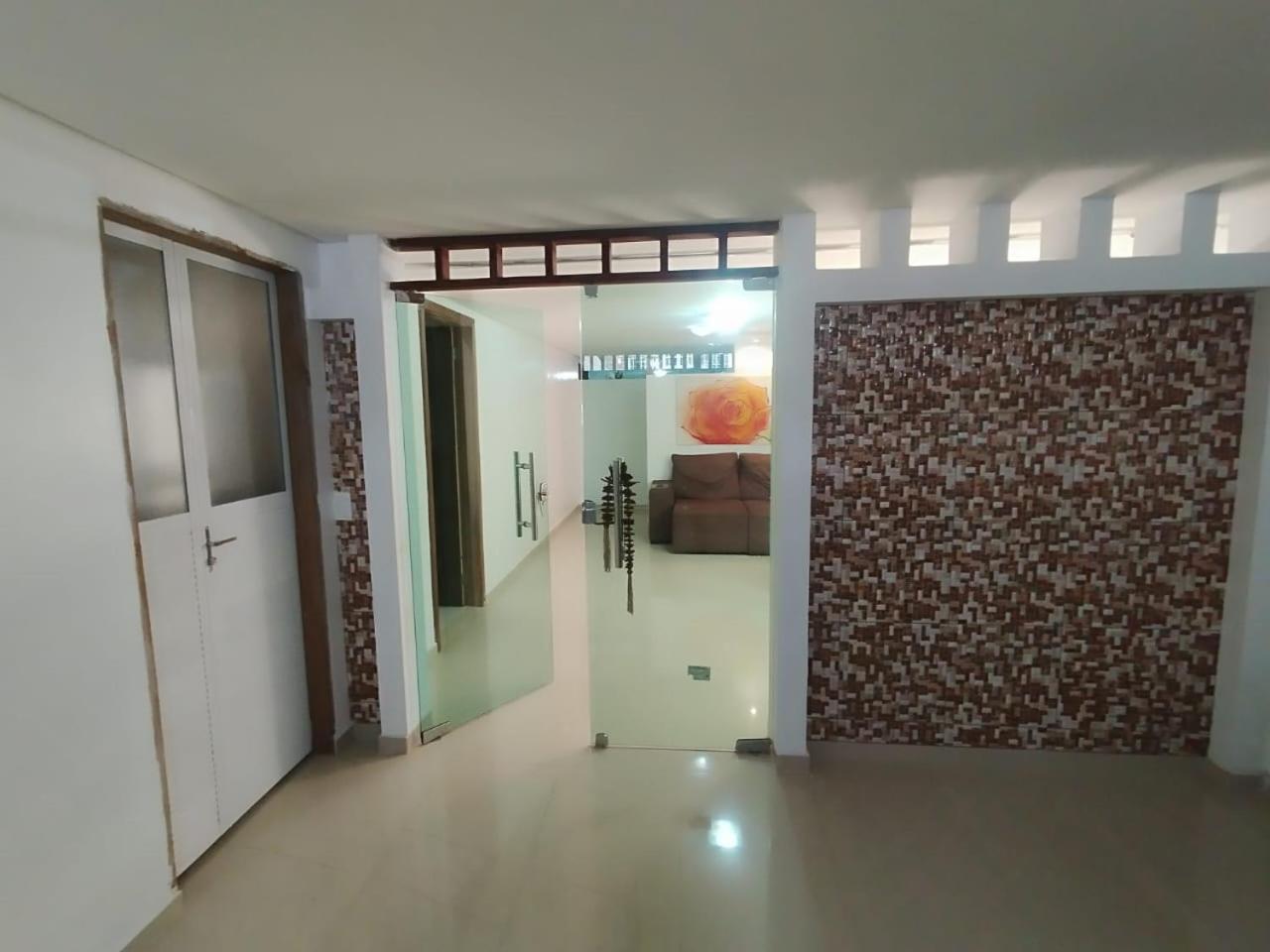 One-Bedroom House photo 1