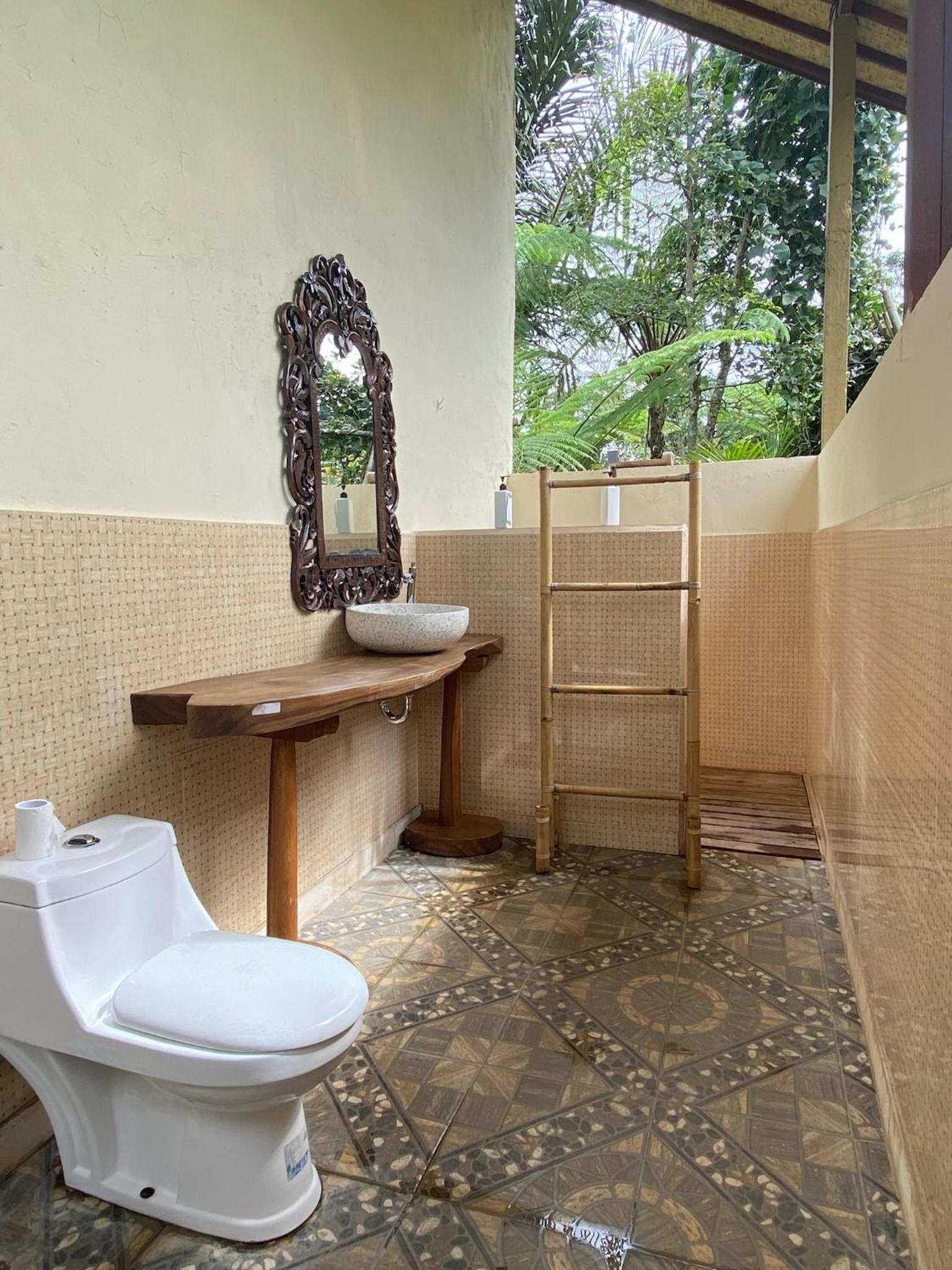 Superior Bungalow photo 2