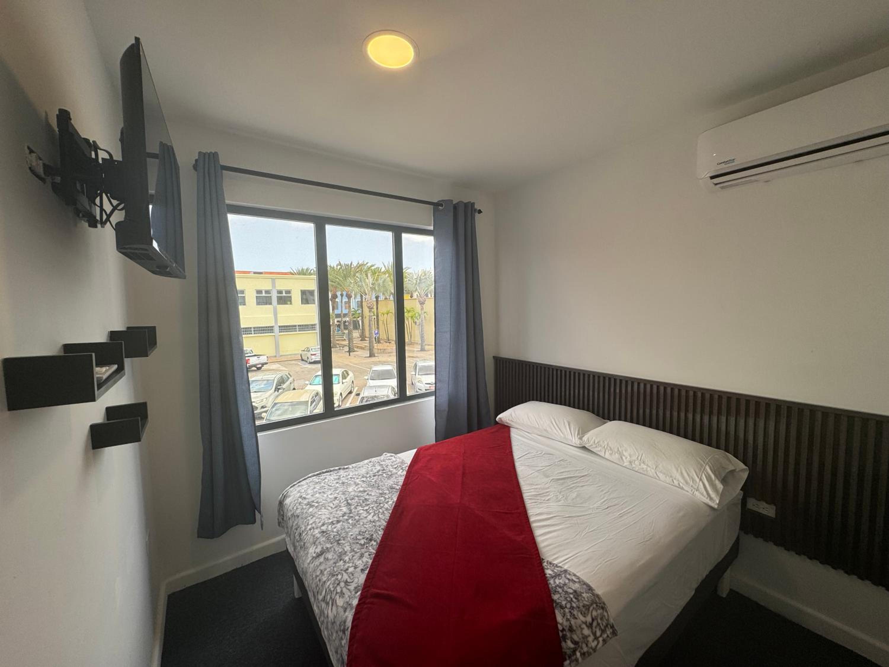 Double Room with Private Bathroom photo 2