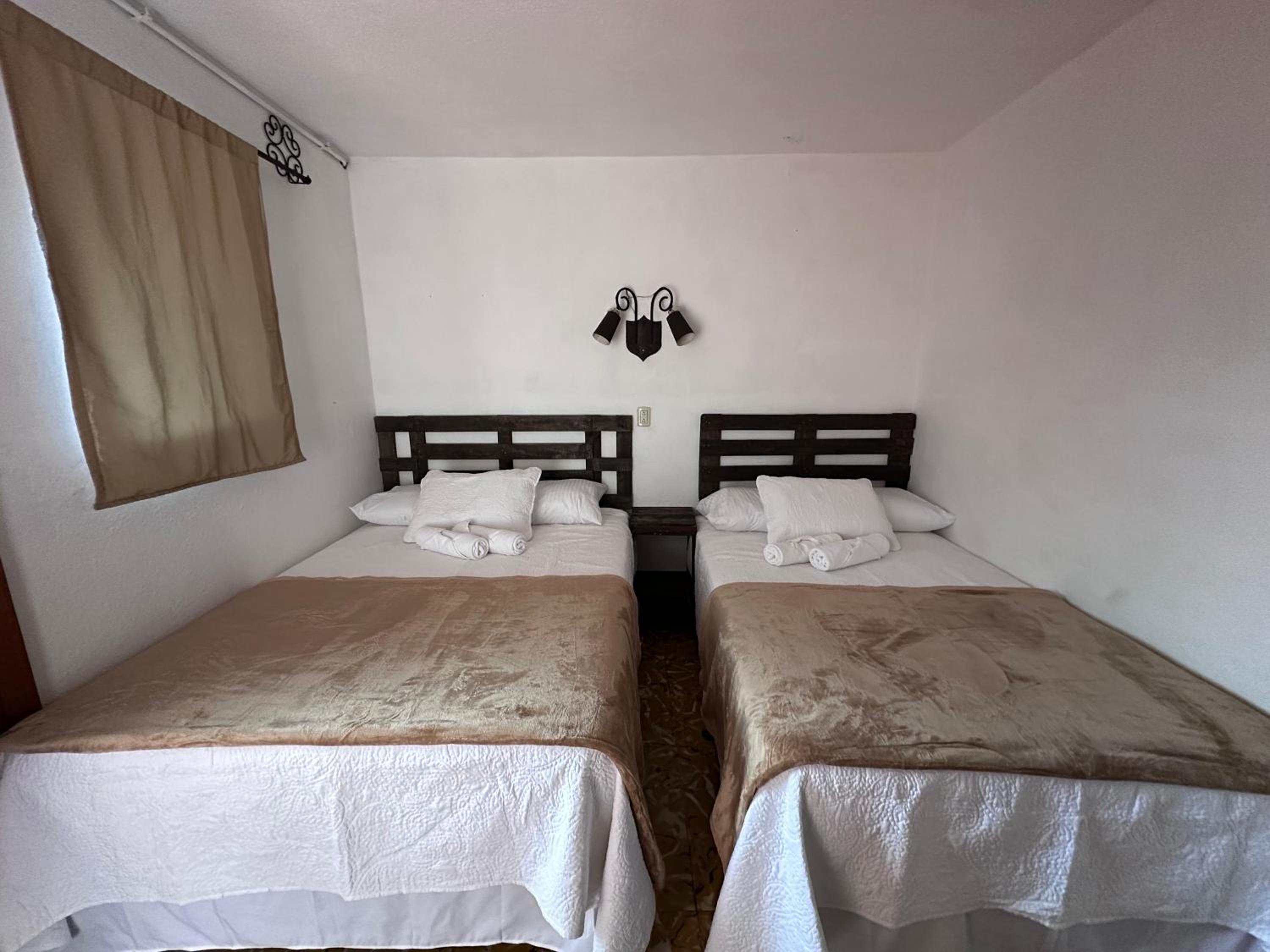 Standard Double Room with Two Double Beds photo 3