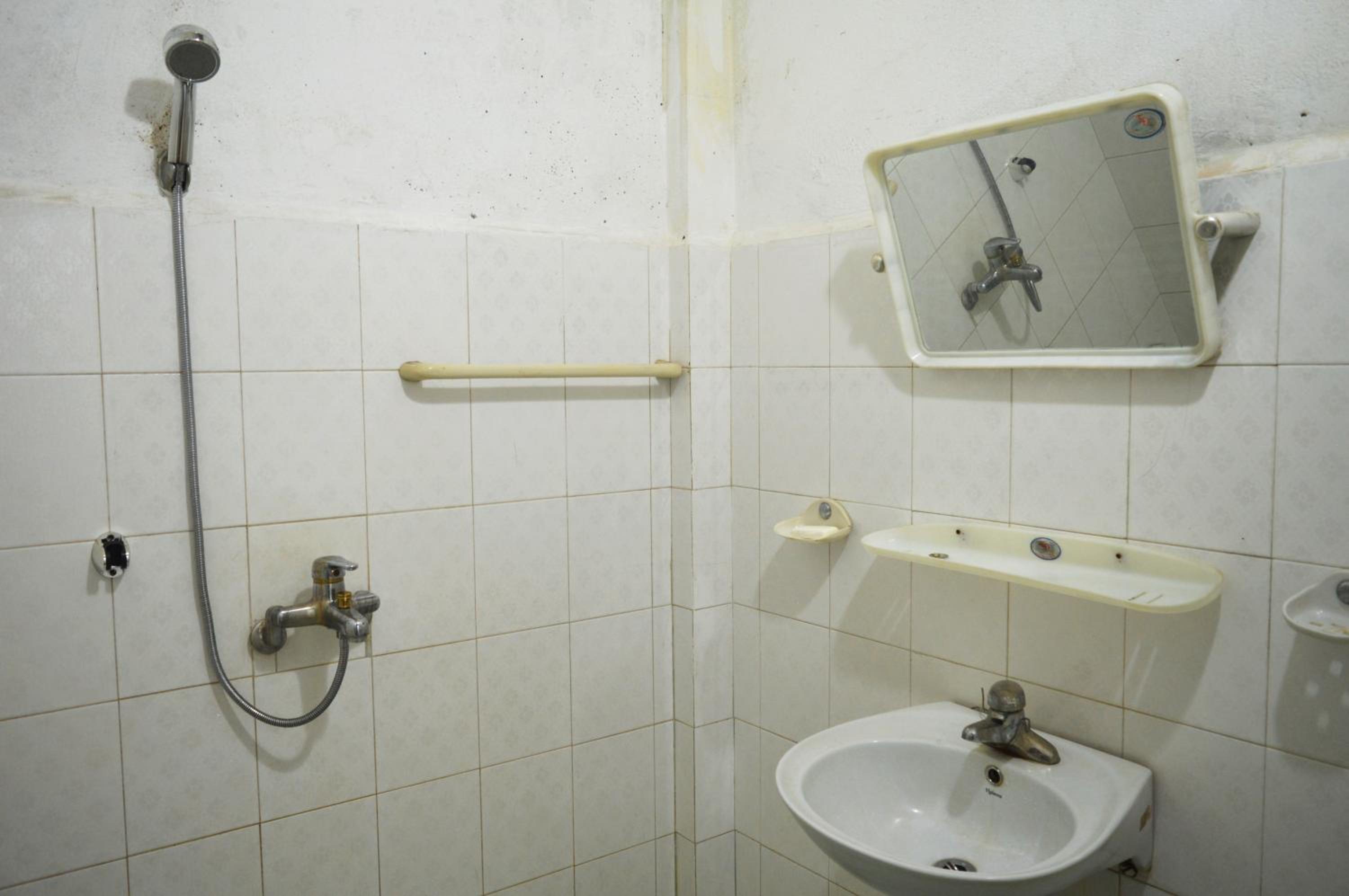 Double Room With Shared Bathroom photo 2