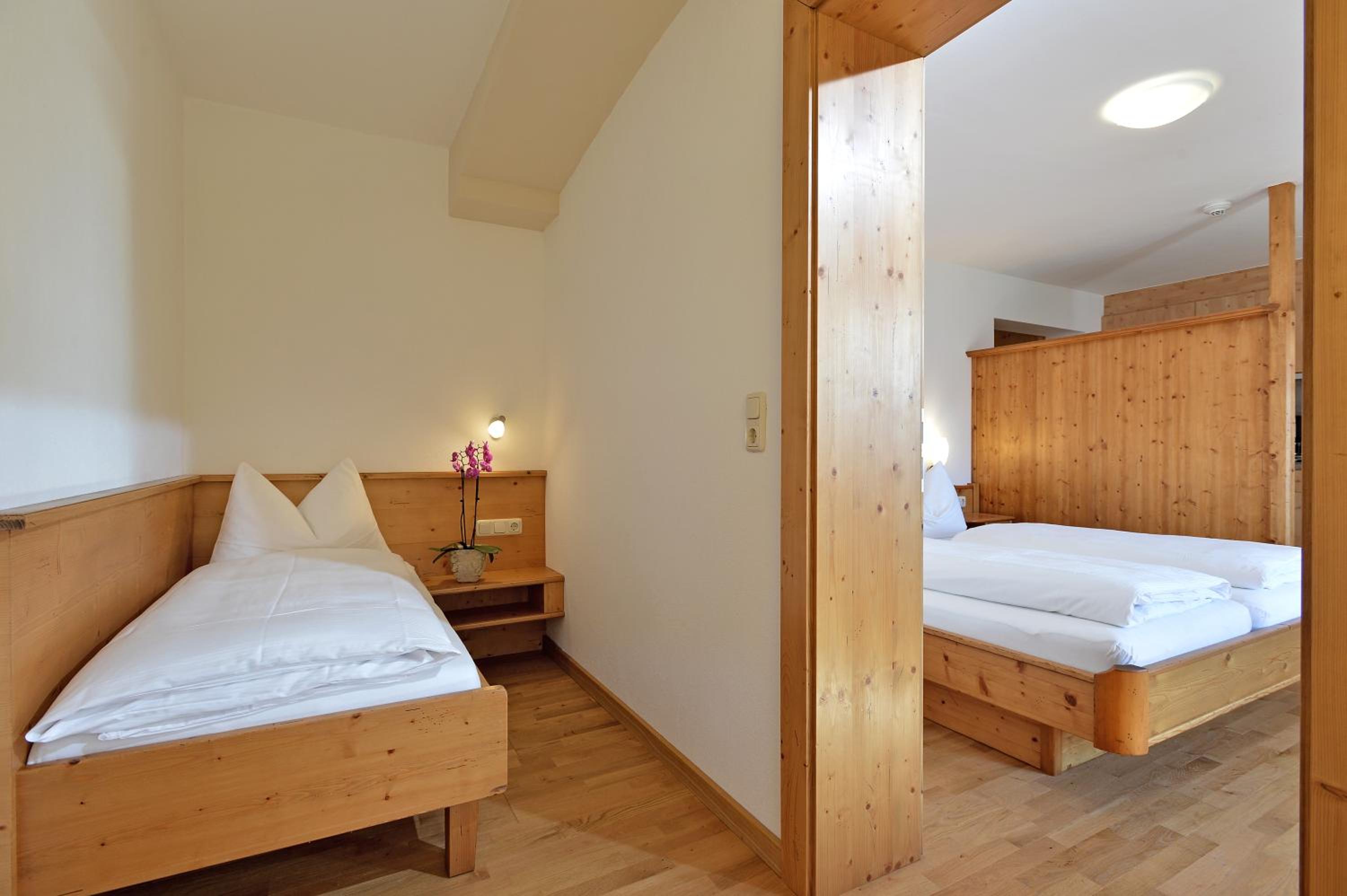 Two-Bedroom Apartment with Balcony photo 1
