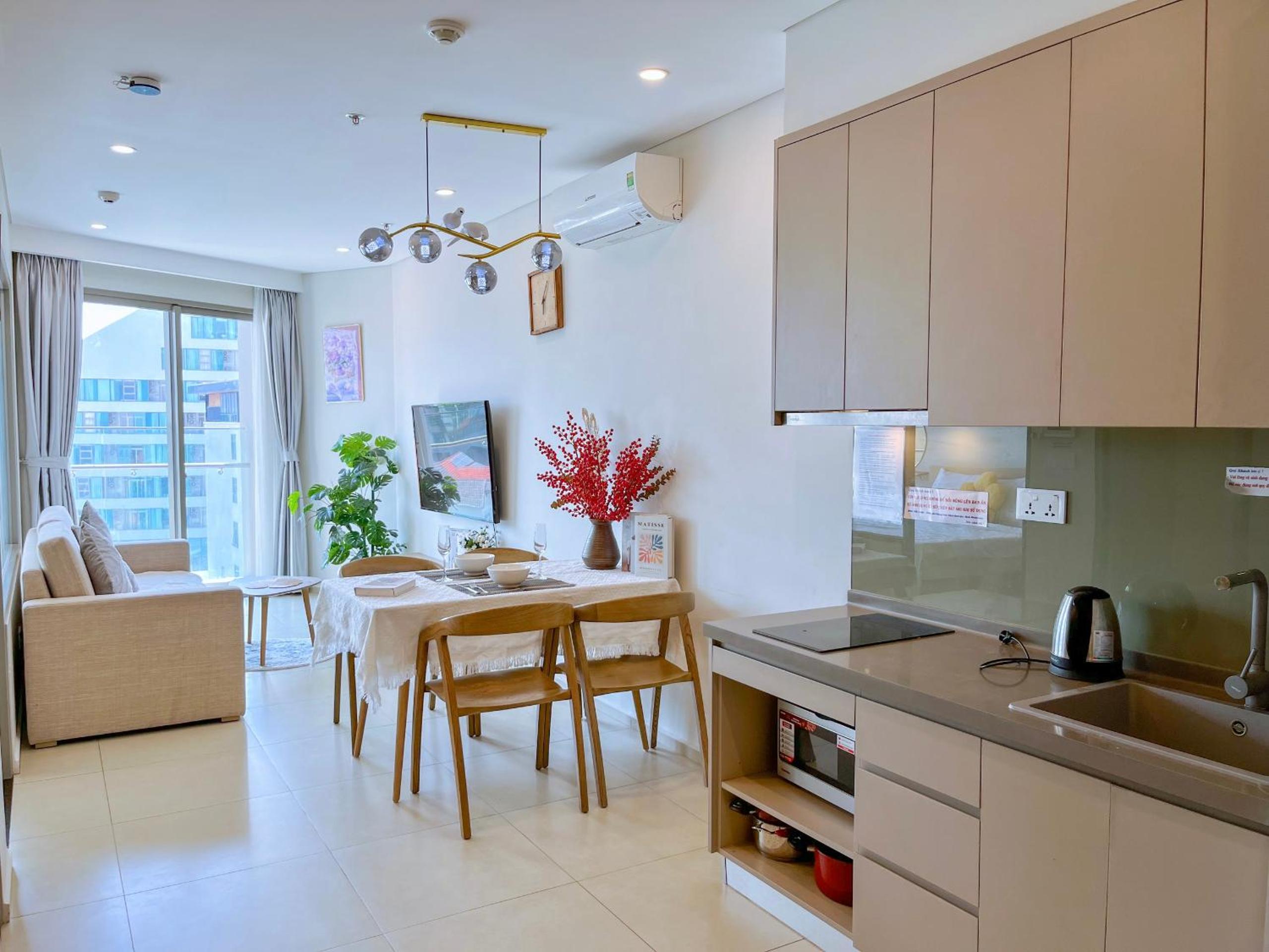 Two-Bedroom Apartment with View - Photo 27