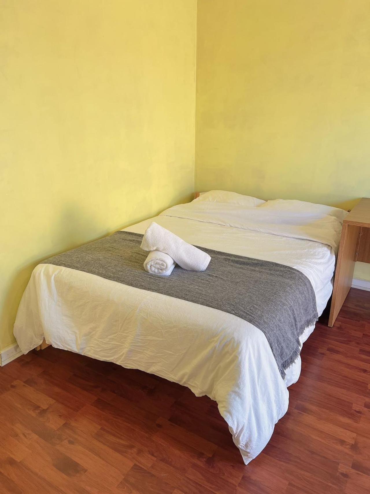 Single Room With Private Bathroom photo 1