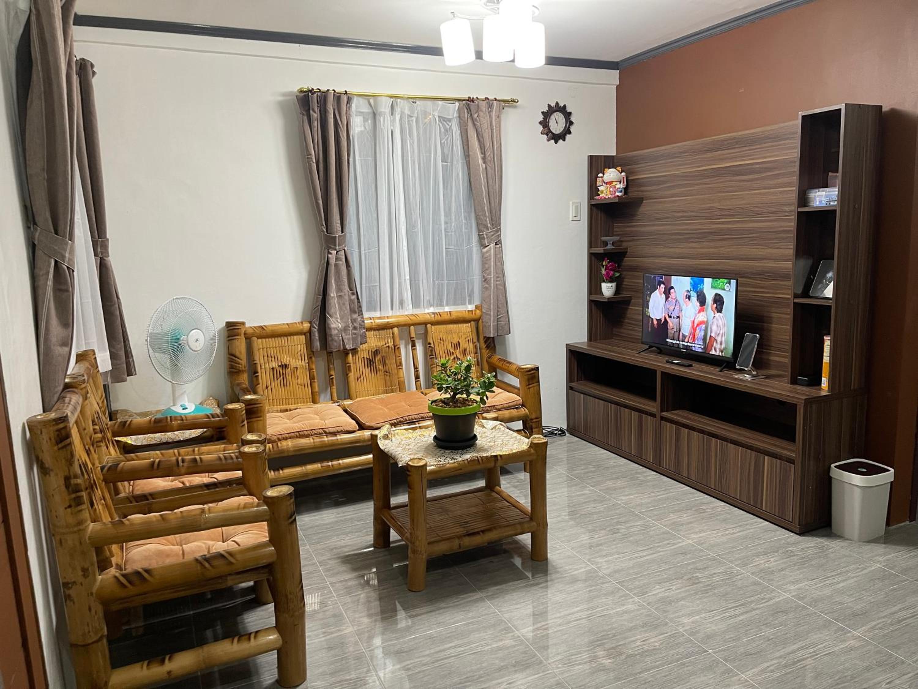 One-Bedroom House photo 2