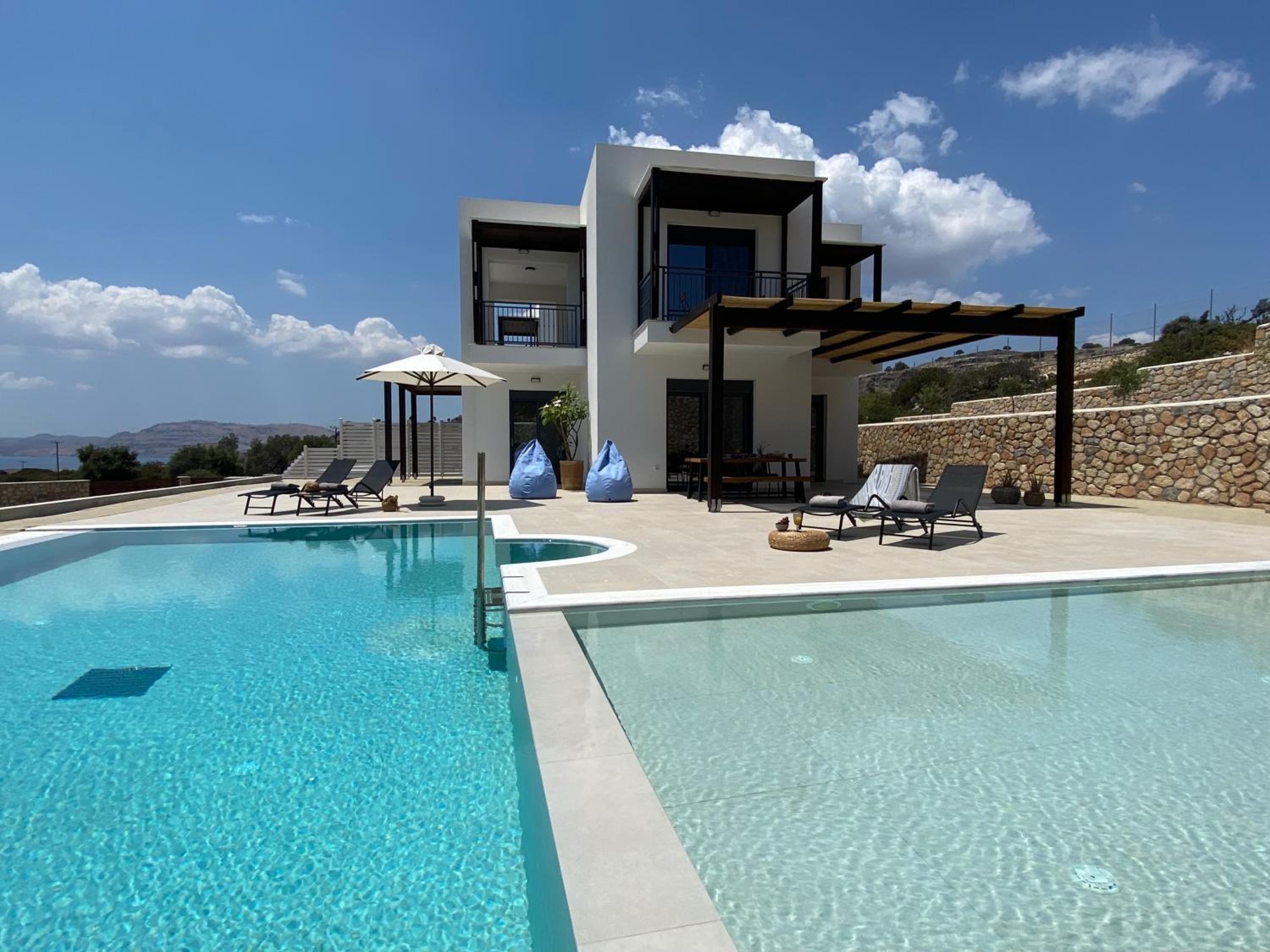 Villa with Private Pool photo 2