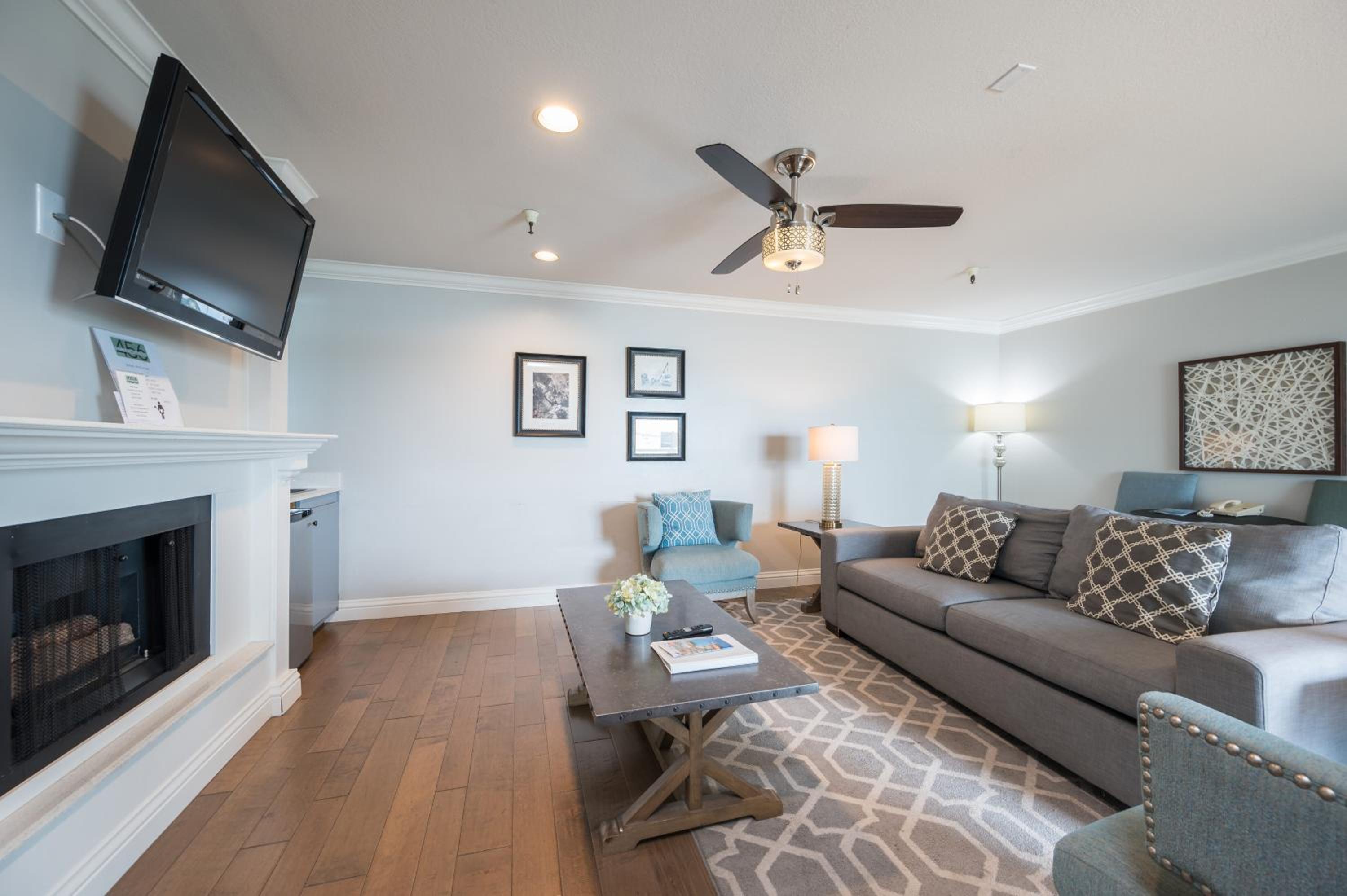 King Suite - Photo 6