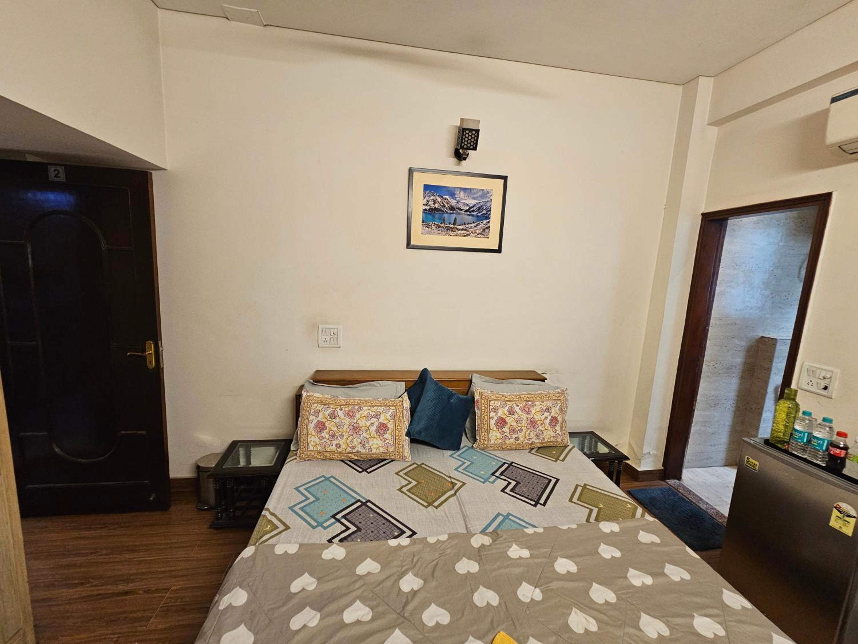 Deluxe Double Room with Balcony - Photo 25