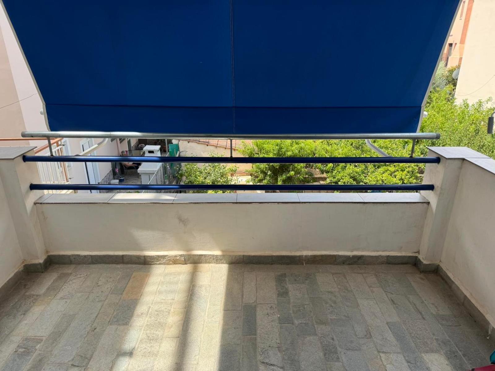 Apartment with Mountain View photo 1
