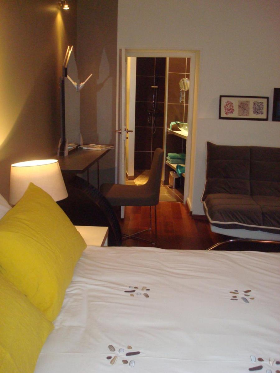 One-Bedroom Apartment - Ground Floor - Photo 30