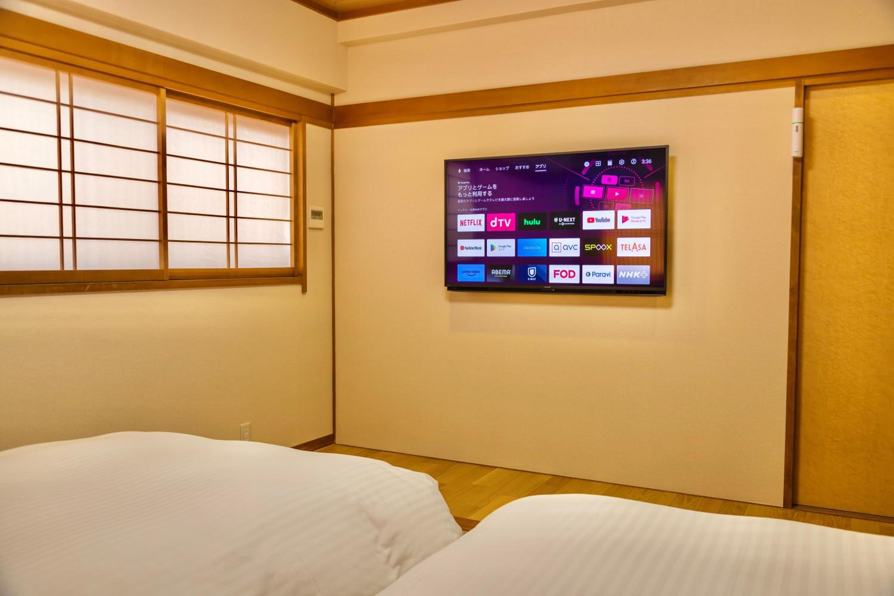 Deluxe Suite - Photo 6