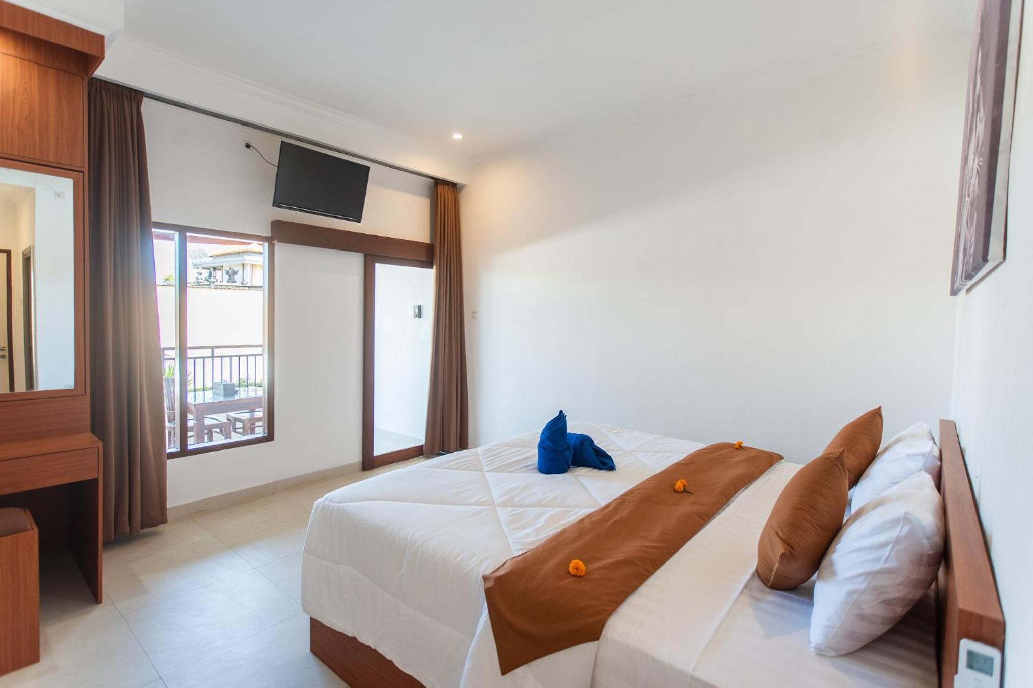 Deluxe Double Room with Balcony
