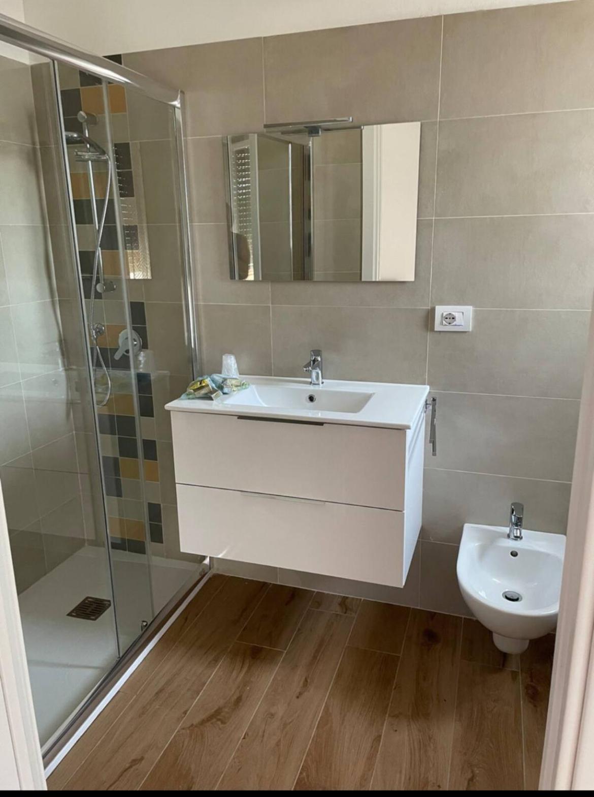 Large Double Room photo 2