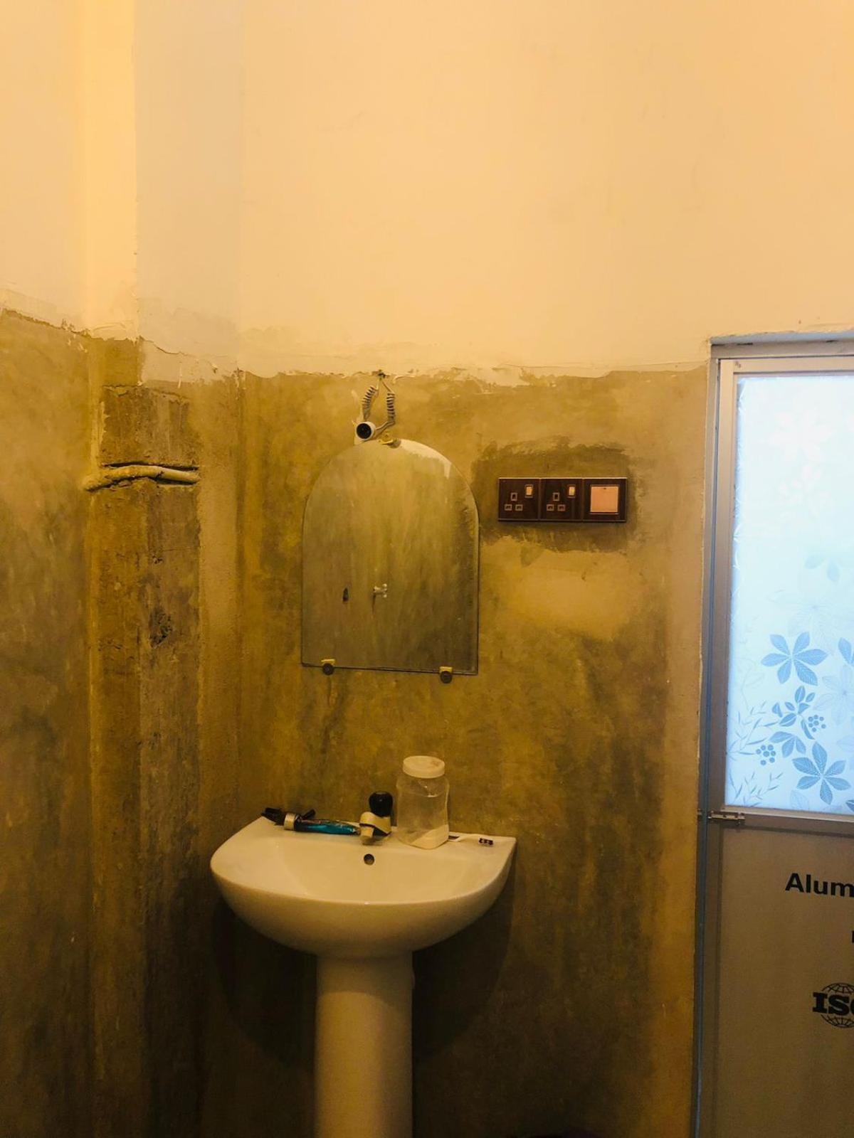 Deluxe Double Room (2 Adults + 1 Child) photo 2
