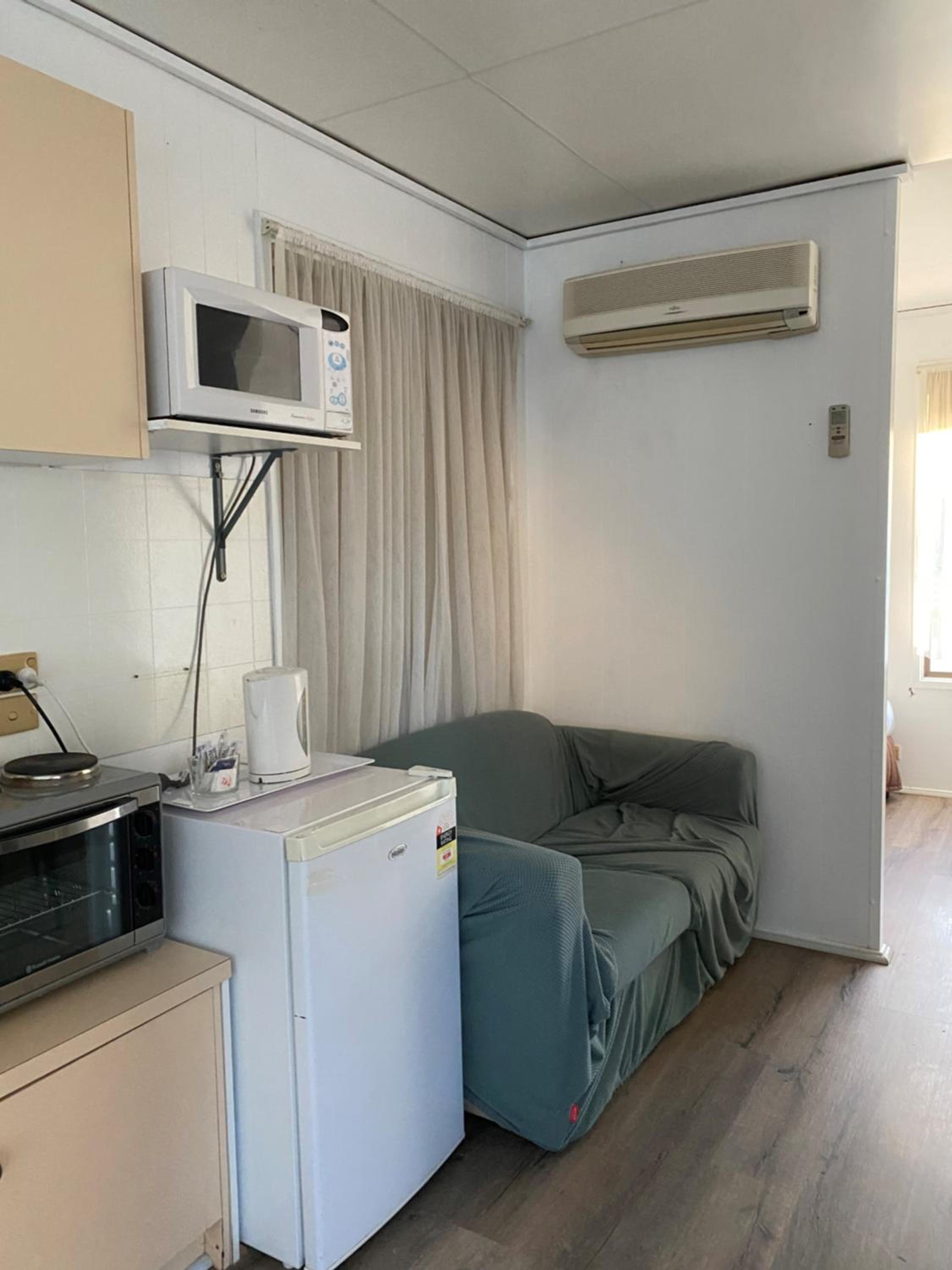 Economy Double or Twin Room - Photo 6