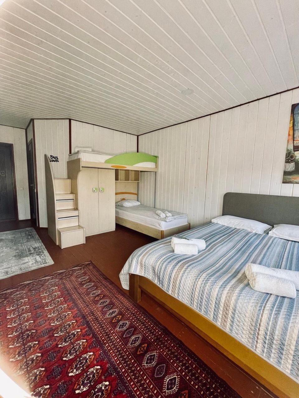 Standard Quadruple Room photo 2